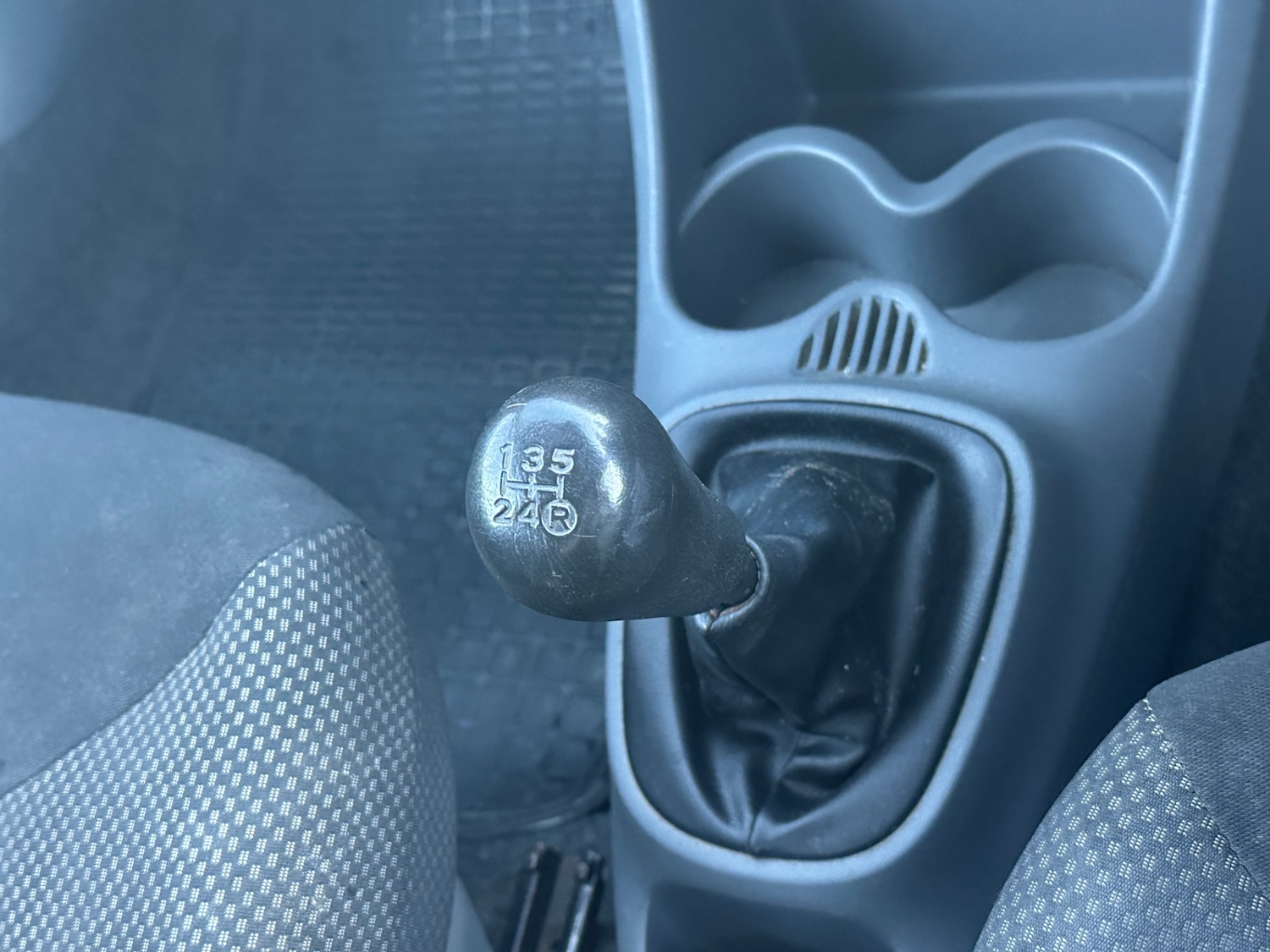 Used Toyota AYGO 2009 for sale - 77107866: Photo 34