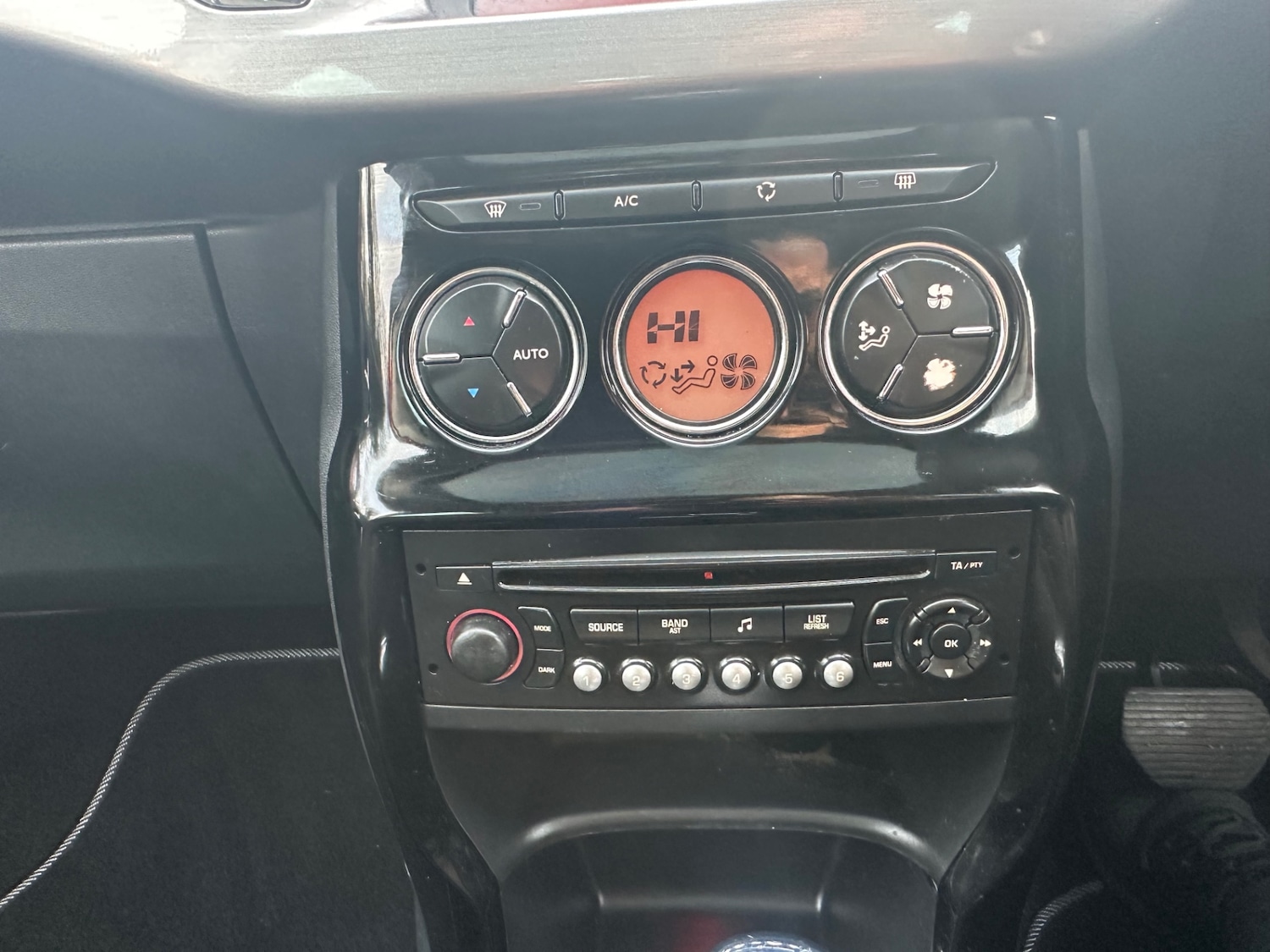 Used Citroen C3 2011 for sale - 77593095: Photo 22