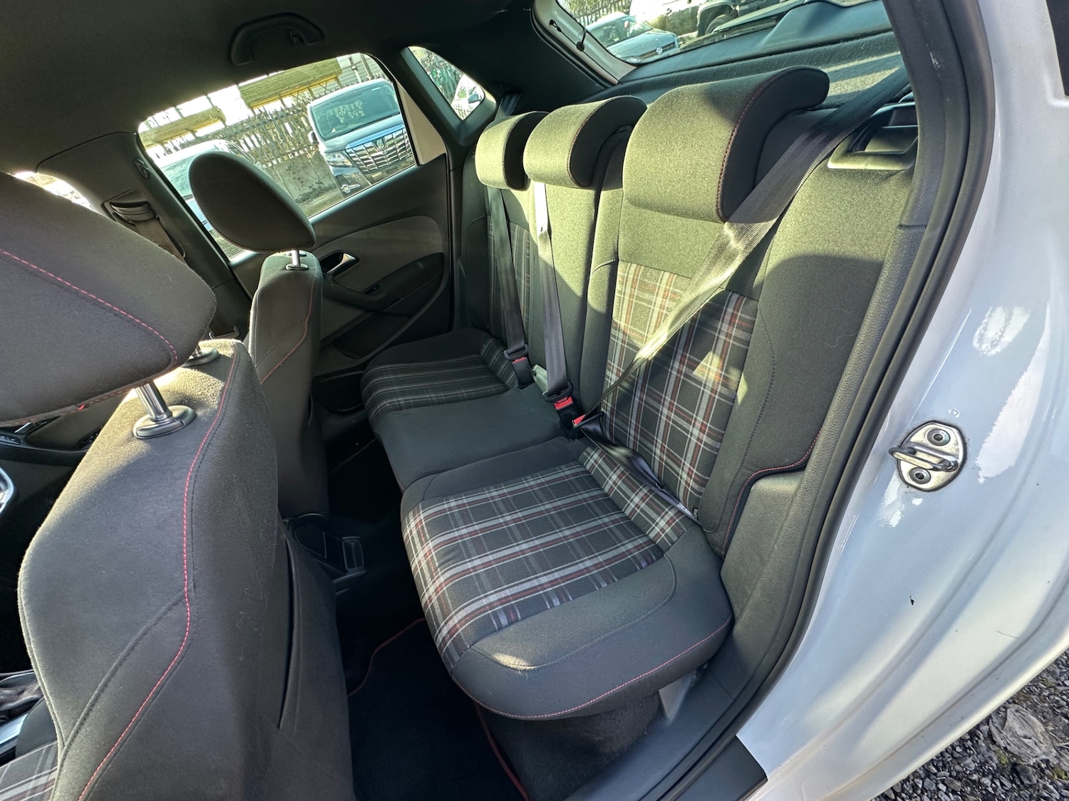 Used Volkswagen Polo 2012 for sale - 77736949: Photo 23