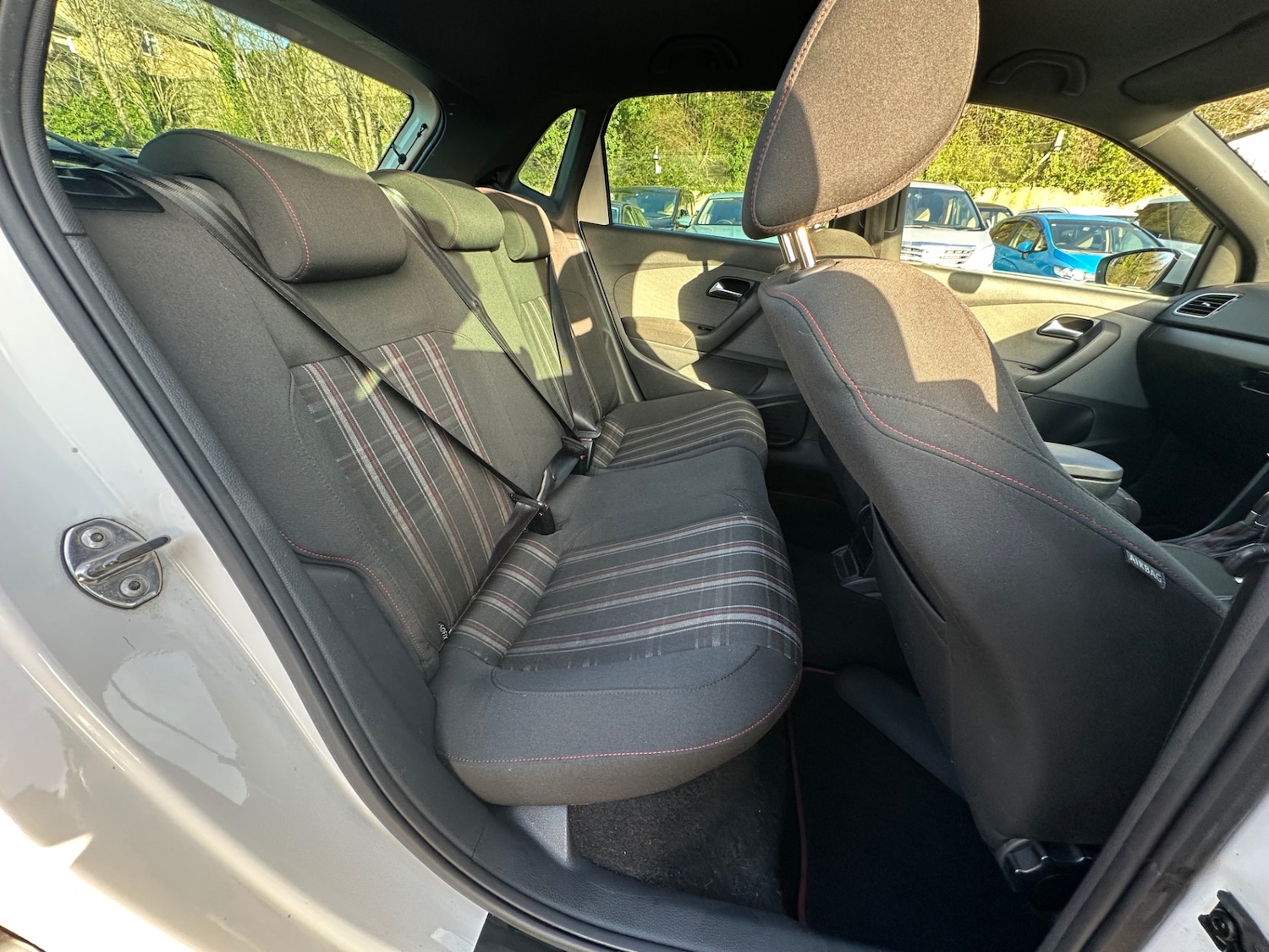 Used Volkswagen Polo 2012 for sale - 77736949: Photo 27