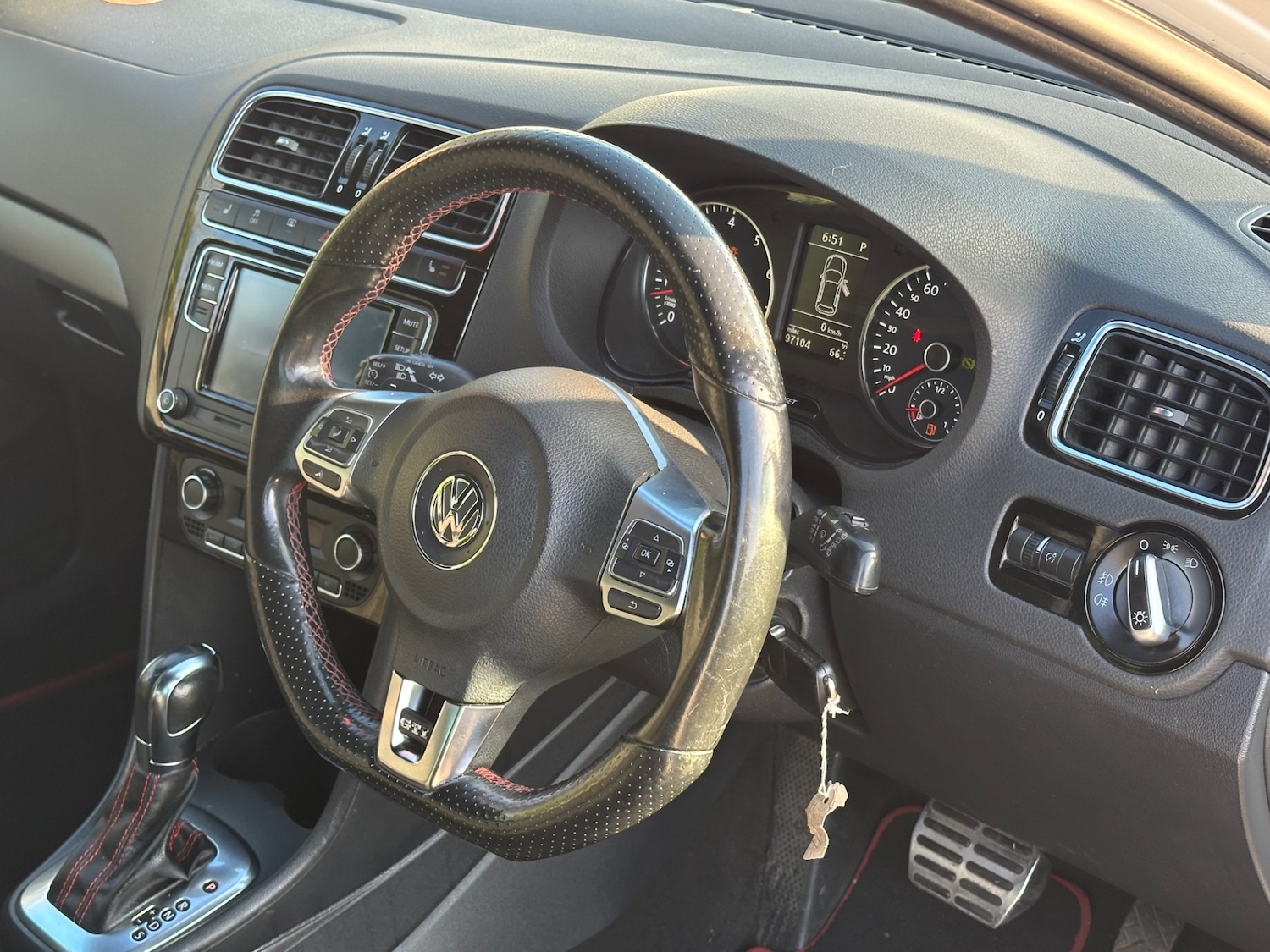 Used Volkswagen Polo 2012 for sale - 77736949: Photo 31