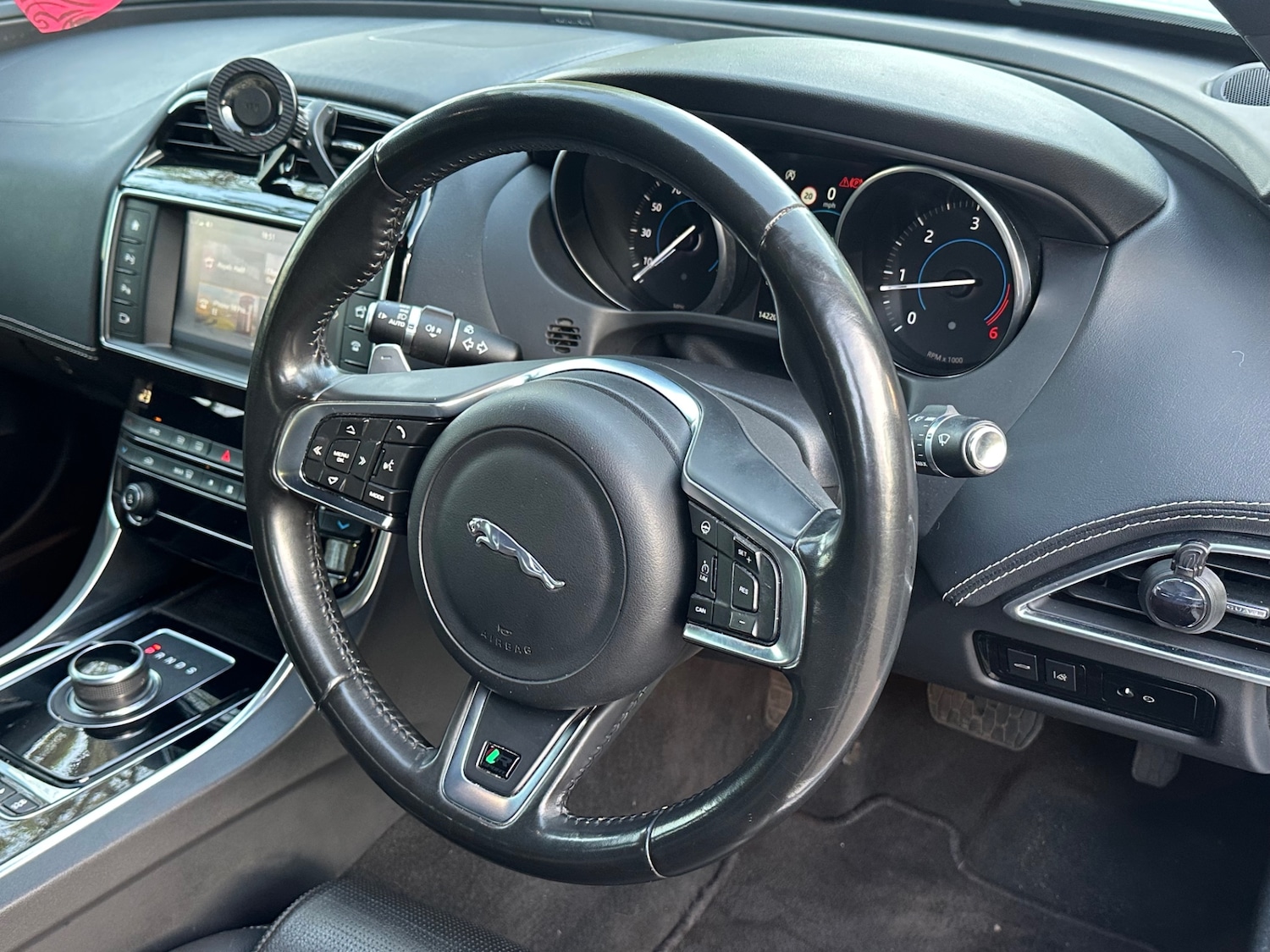 Used Jaguar XE 2017 for sale - 78141007: Photo 23