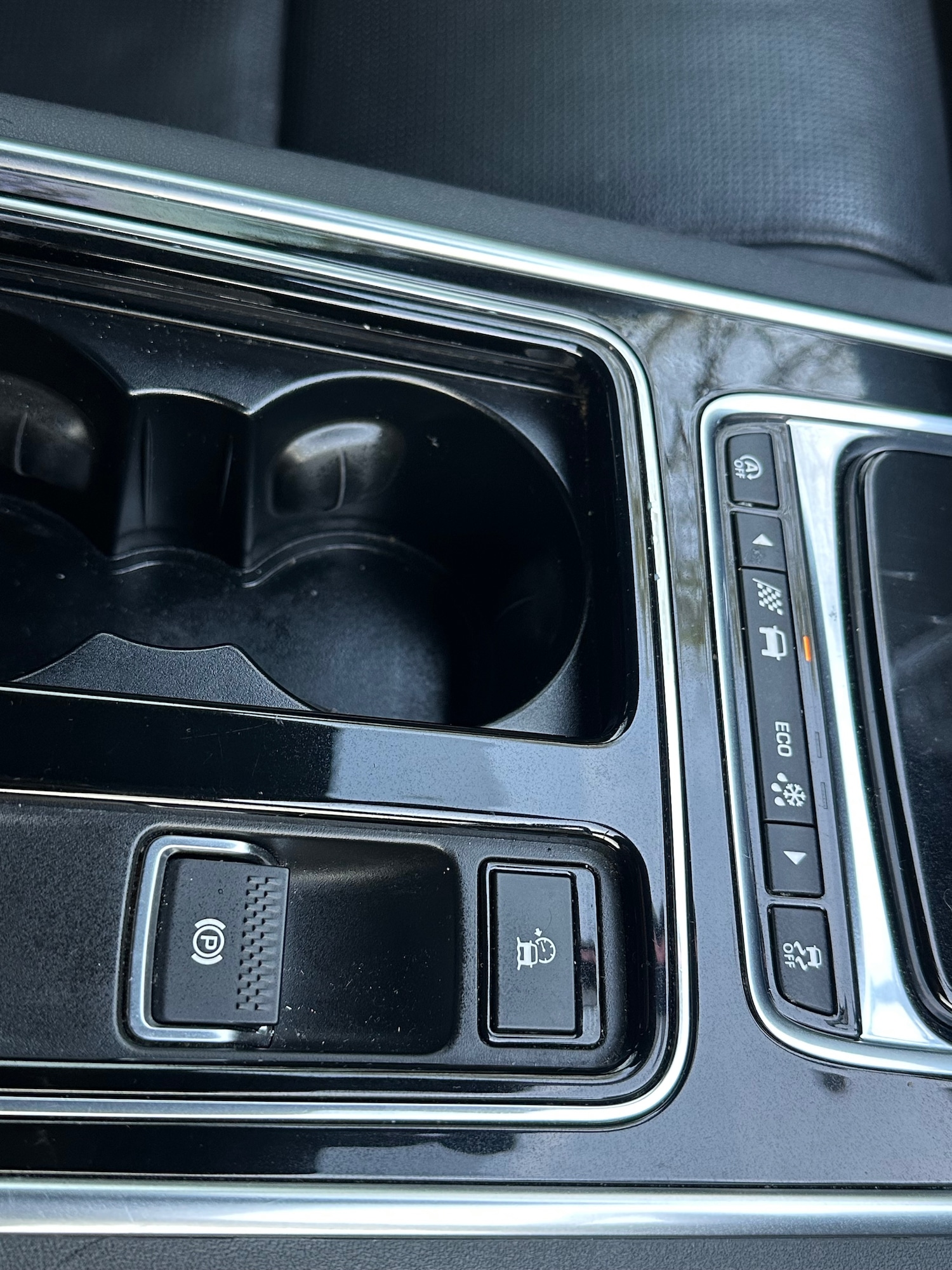 Used Jaguar XE 2017 for sale - 78141007: Photo 33