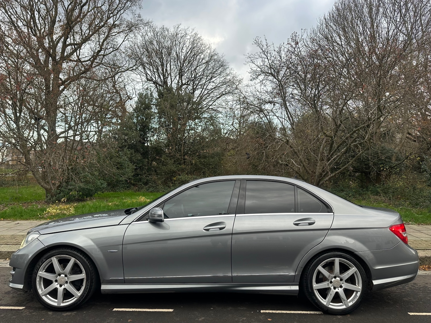 Used Mercedes-Benz C Class 2011 for sale - 77003284: Photo 8