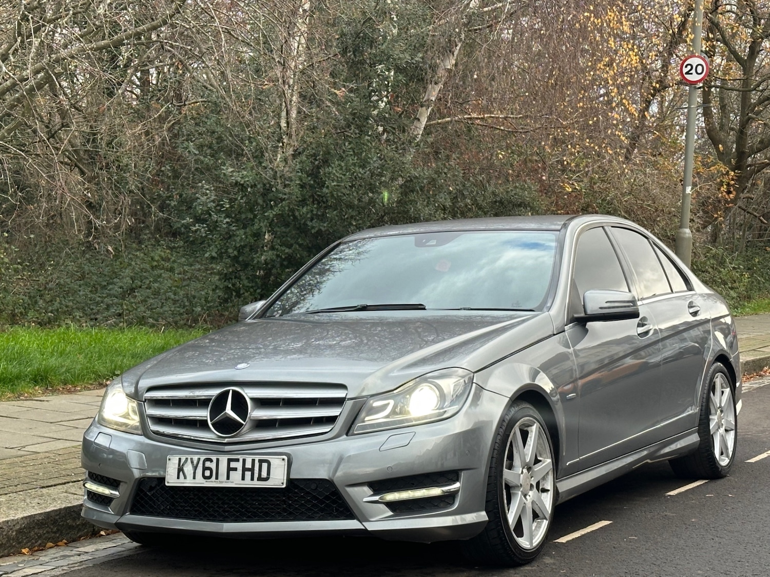 Used Mercedes-Benz C Class 2011 for sale - 77003284: Photo 9