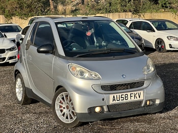 smart fortwo feature image