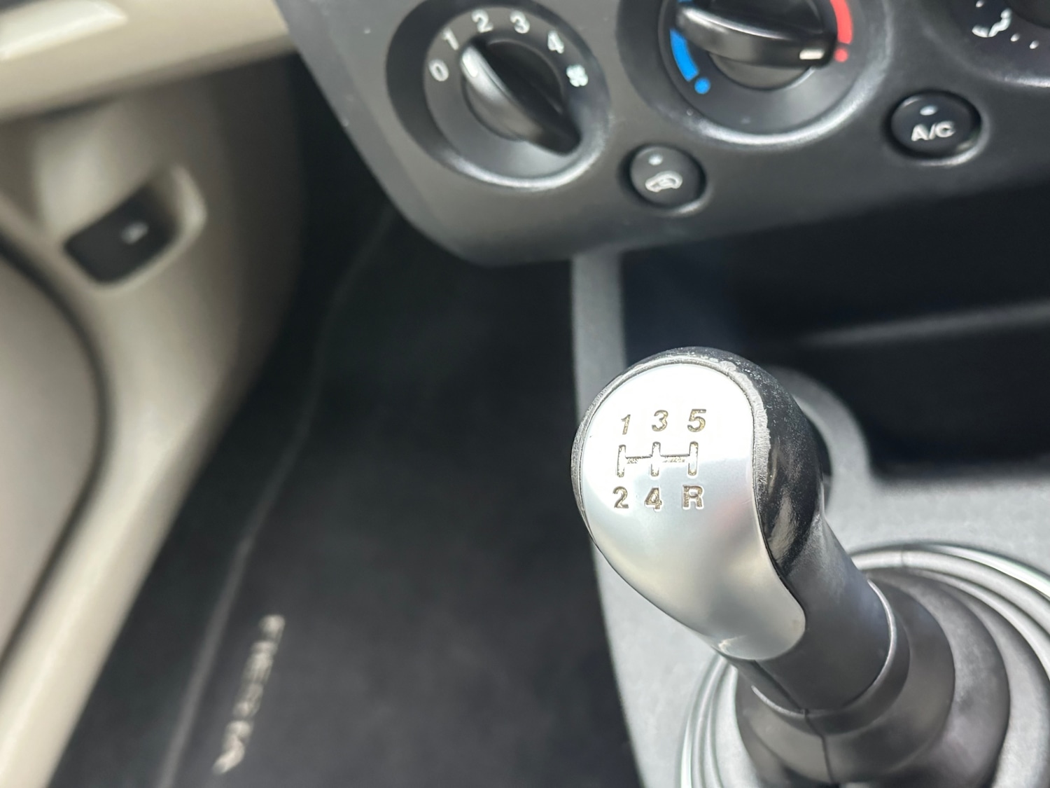 Used Ford Fiesta 2005 for sale - 77014719: Photo 29