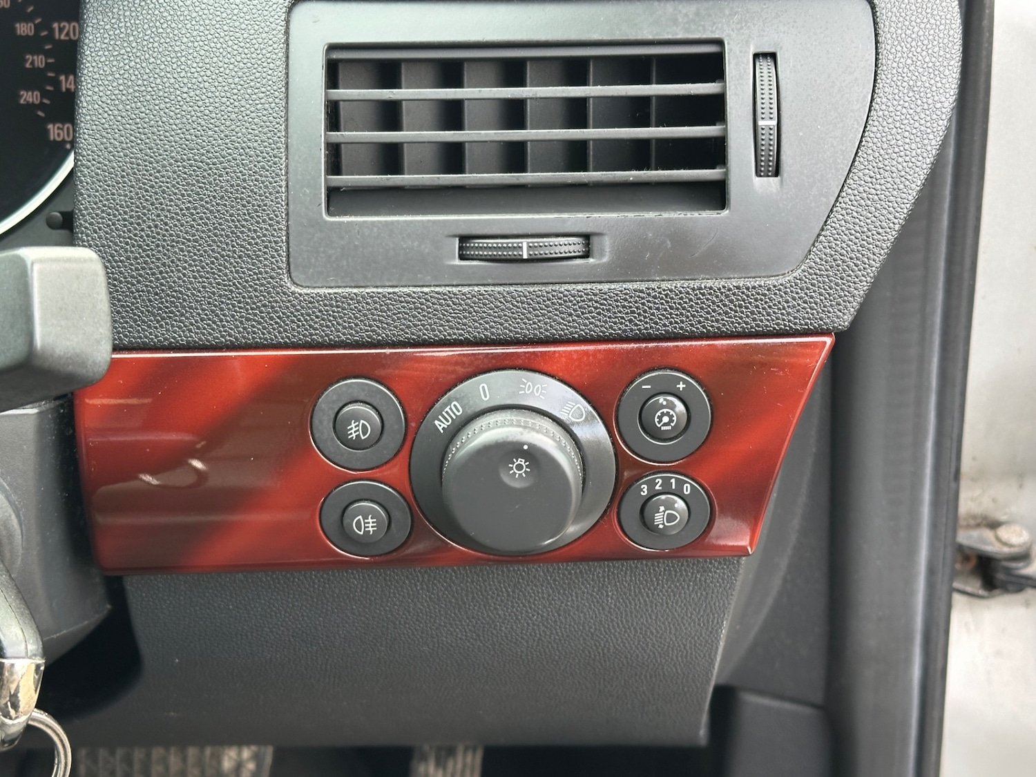 Used Vauxhall Astra 2005 for sale - 77543806: Photo 24