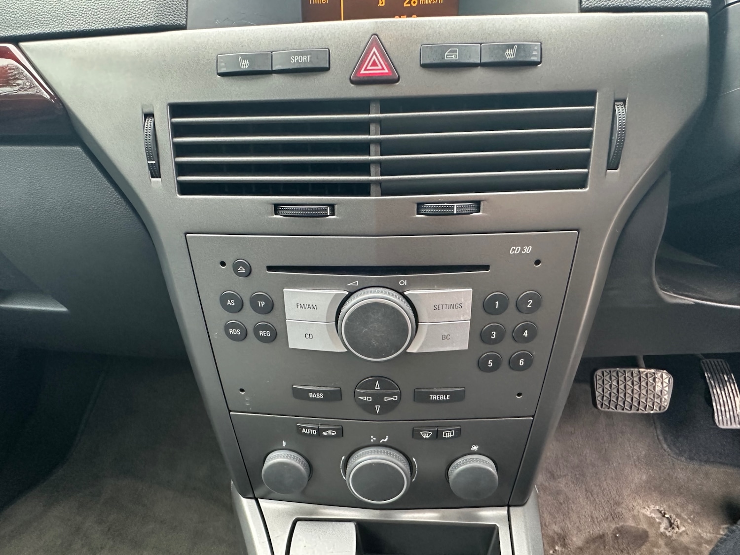 Used Vauxhall Astra 2005 for sale - 77543806: Photo 27