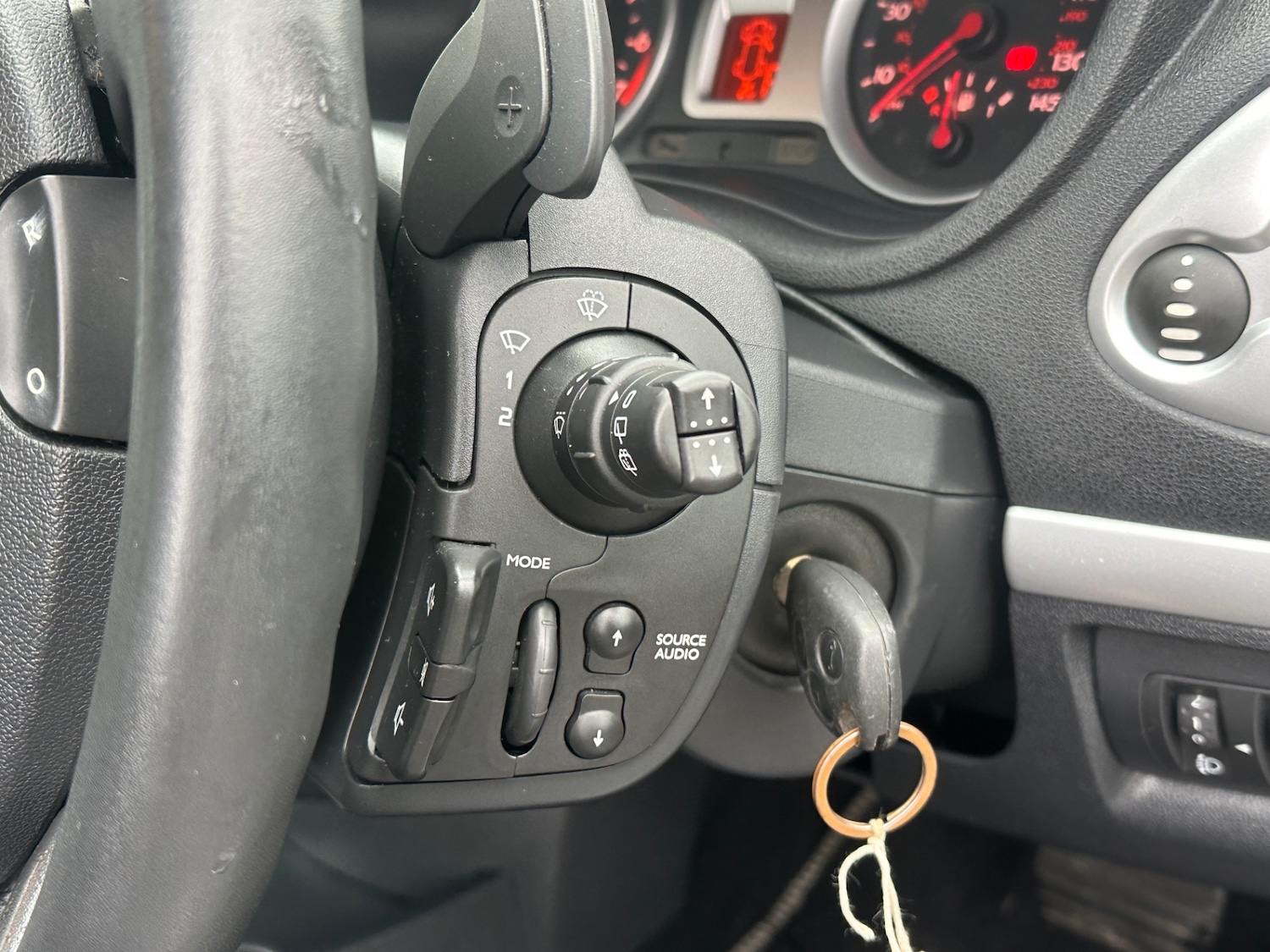 Used Renault Clio 2007 for sale - 77272673: Photo 24