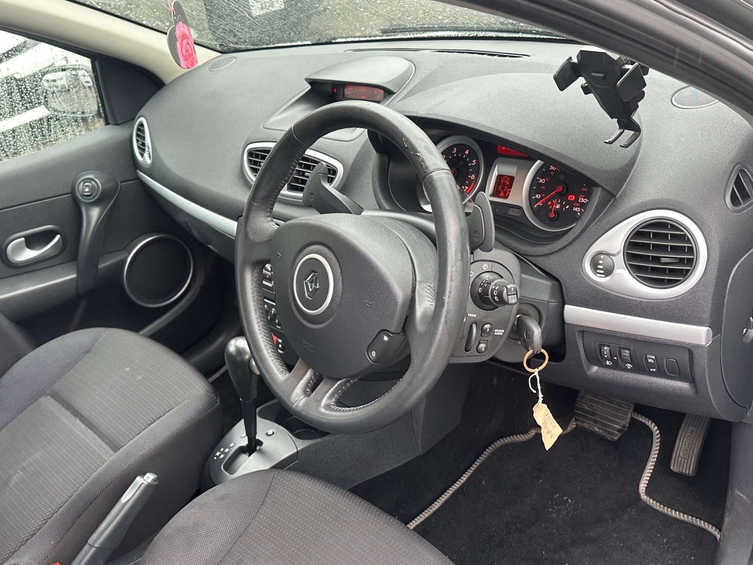 Used Renault Clio 2007 for sale - 77272673: Photo 32