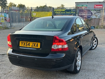 Used Volvo S40 2004 for sale - 79495594: Photo