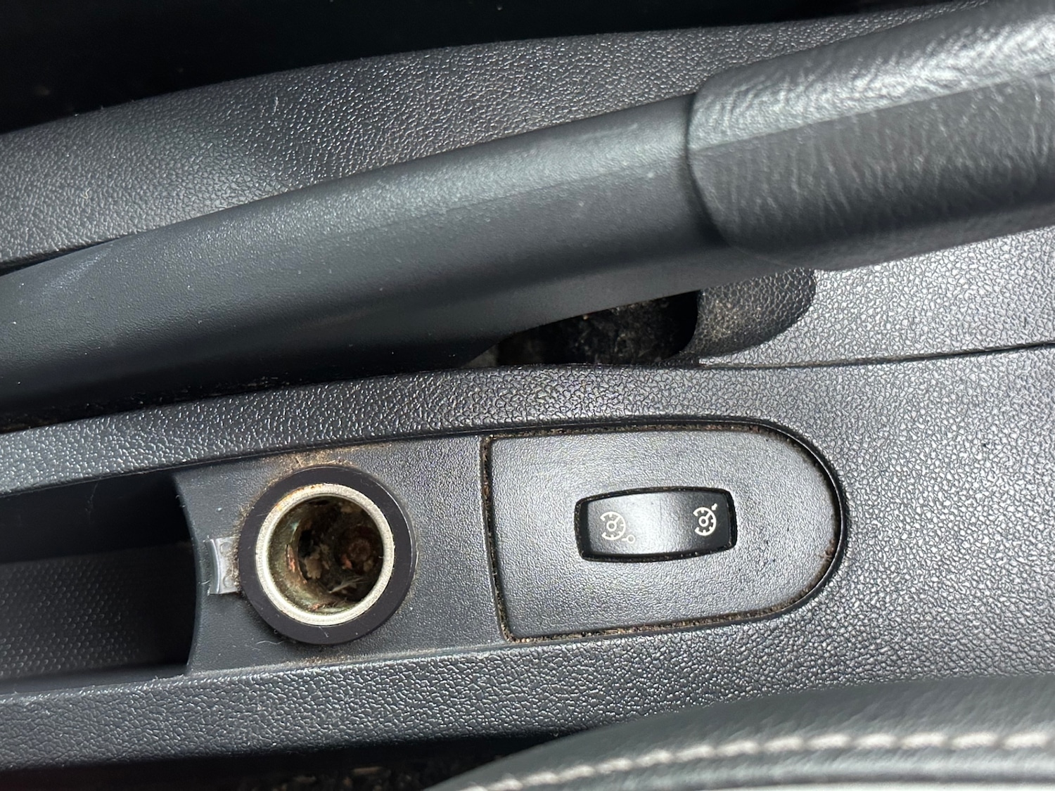 Used Renault Clio 2009 for sale - 77272626: Photo 27