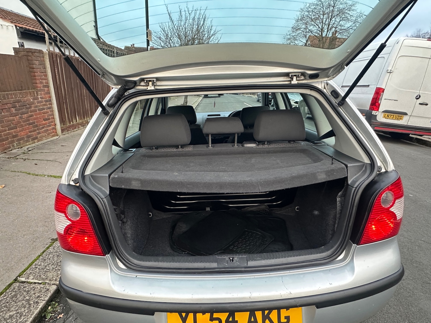 Used Volkswagen Polo 2004 for sale - 77006382: Photo 13