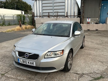 Used Volvo S40 2010 for sale - 79315126: Photo