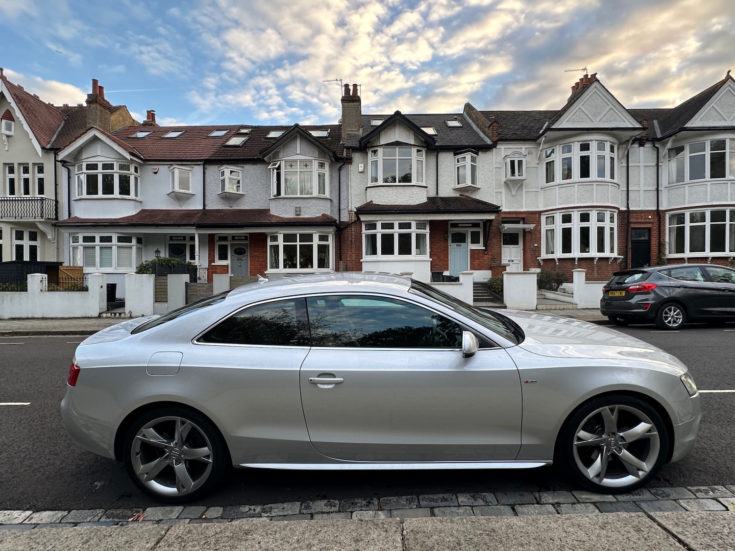 Used Audi A5 2010 for sale - 77012941: Photo 12