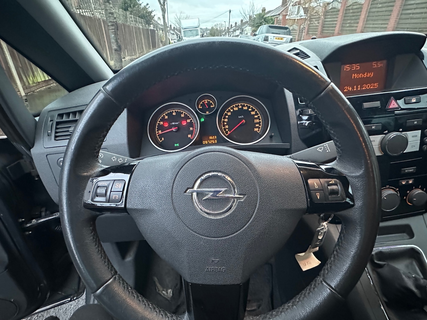 Used Opel Zafira 2015 for sale - 77014984: Photo 32