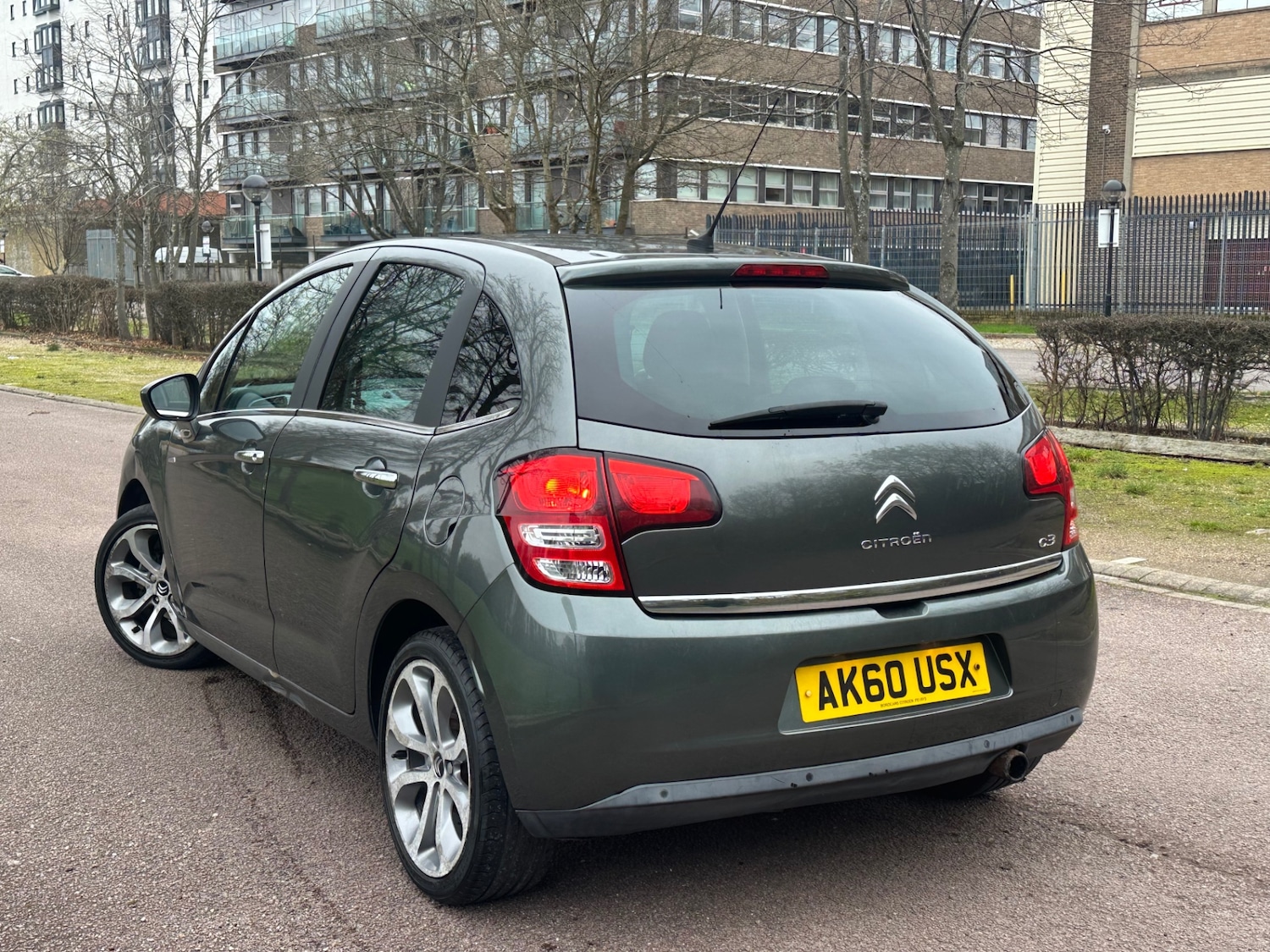 Used Citroen C3 2010 for sale - 77059895: Photo 3