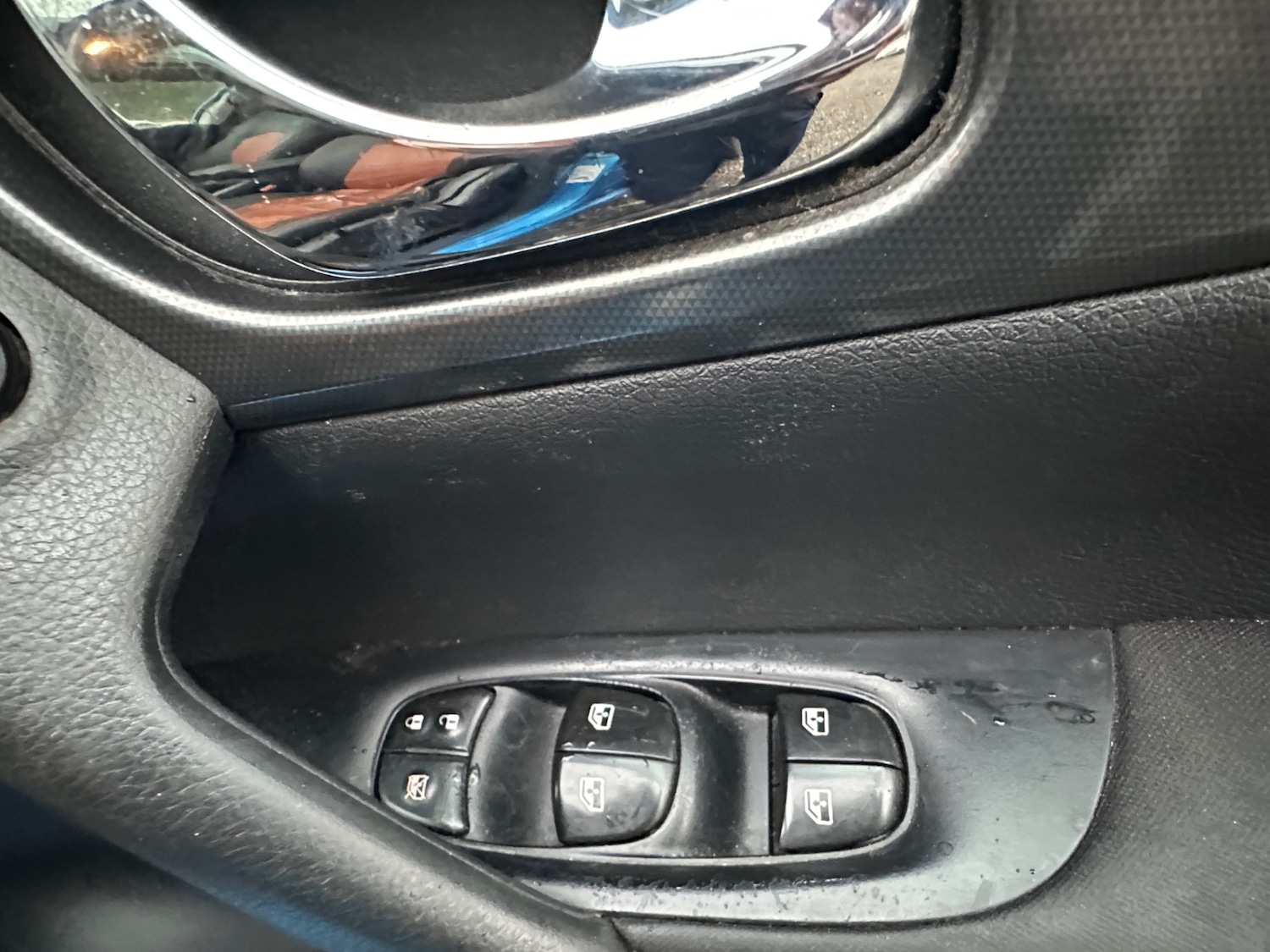 Used Nissan Qashqai 2017 for sale - 77156764: Photo 30