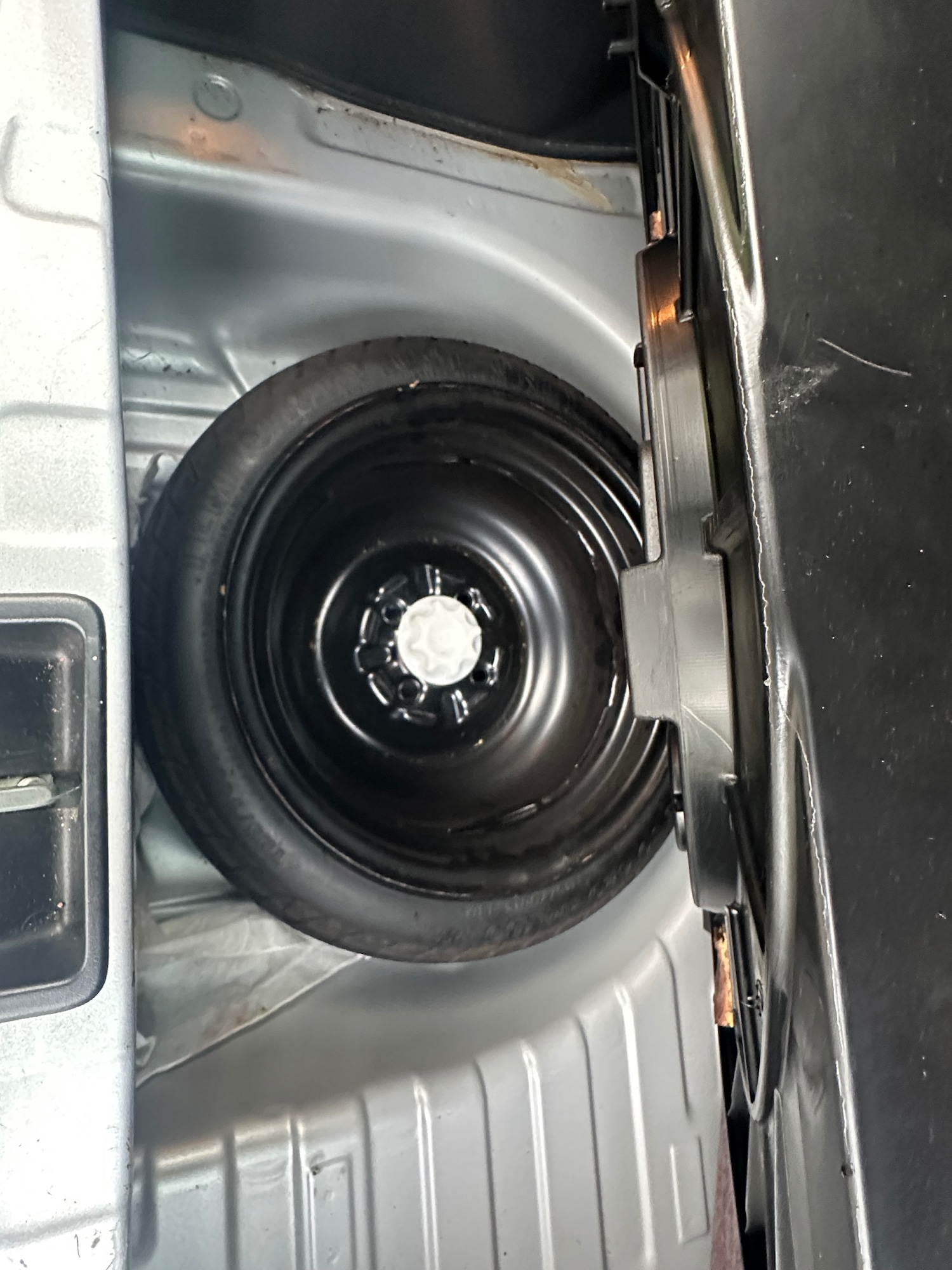 Used Toyota Yaris 2003 for sale - 77006313: Photo 32