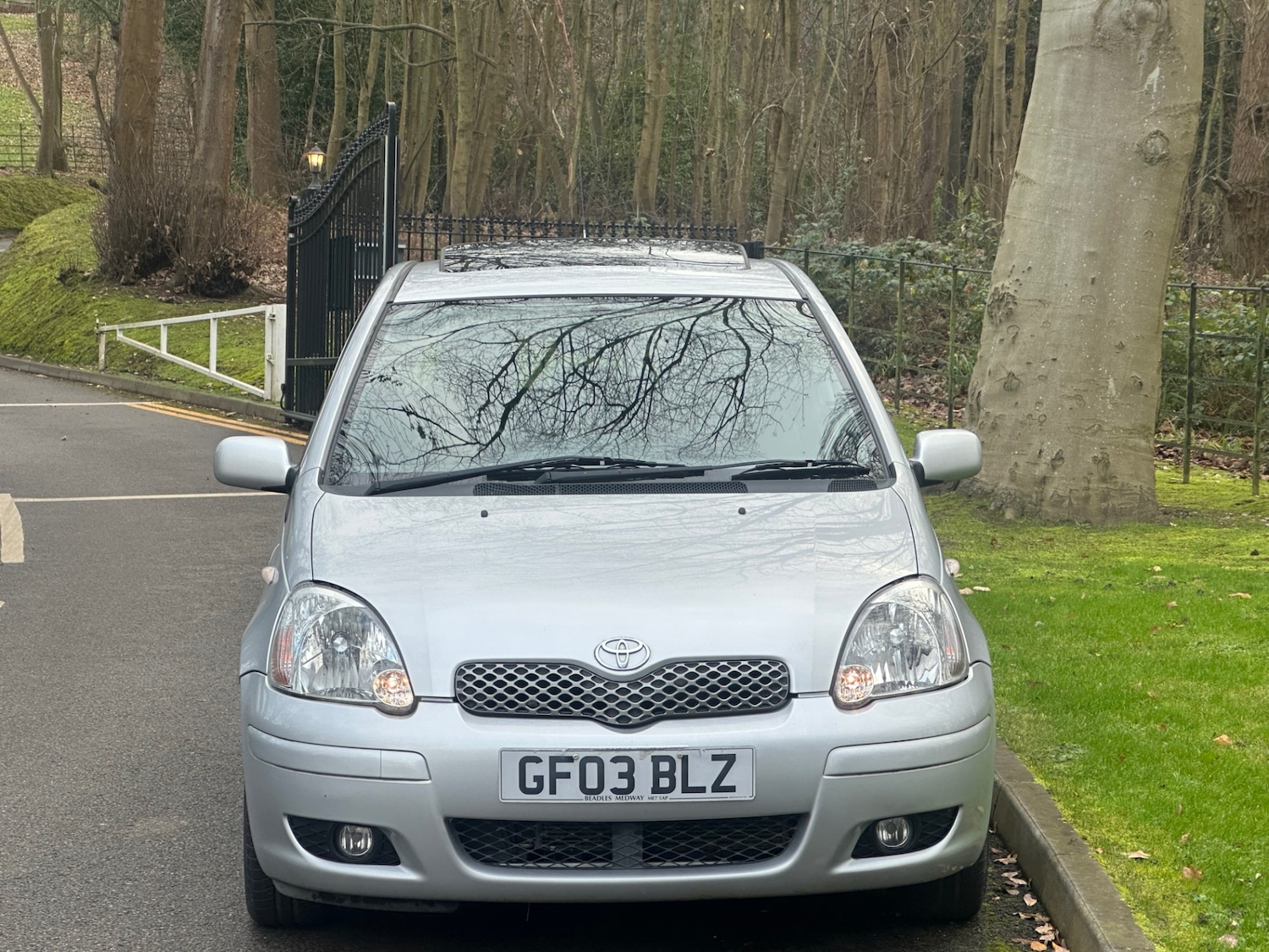 Used Toyota Yaris 2003 for sale - 77006313: Photo 6