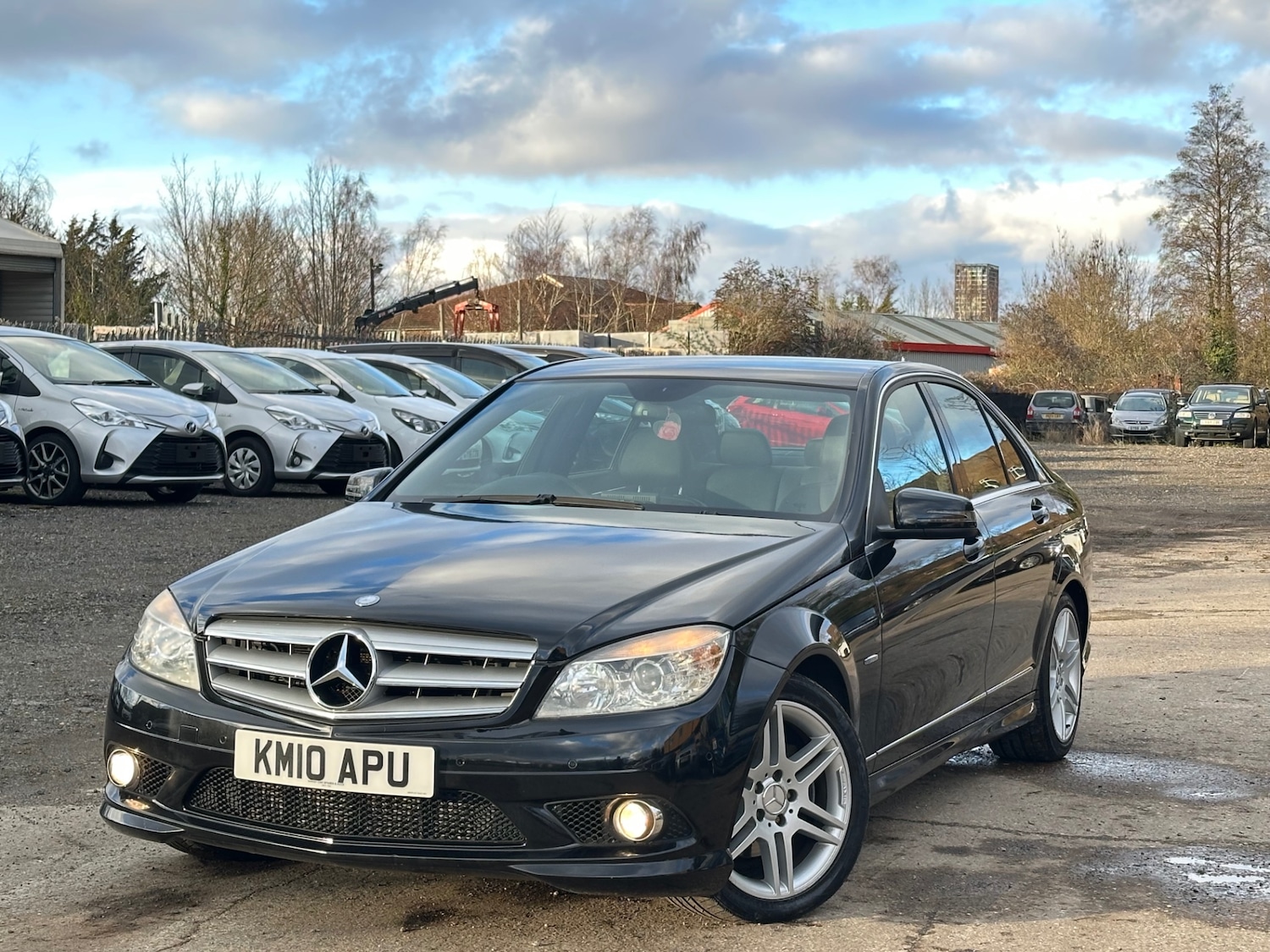 Used Mercedes-Benz C Class 2010 for sale - 77263941: Photo 2