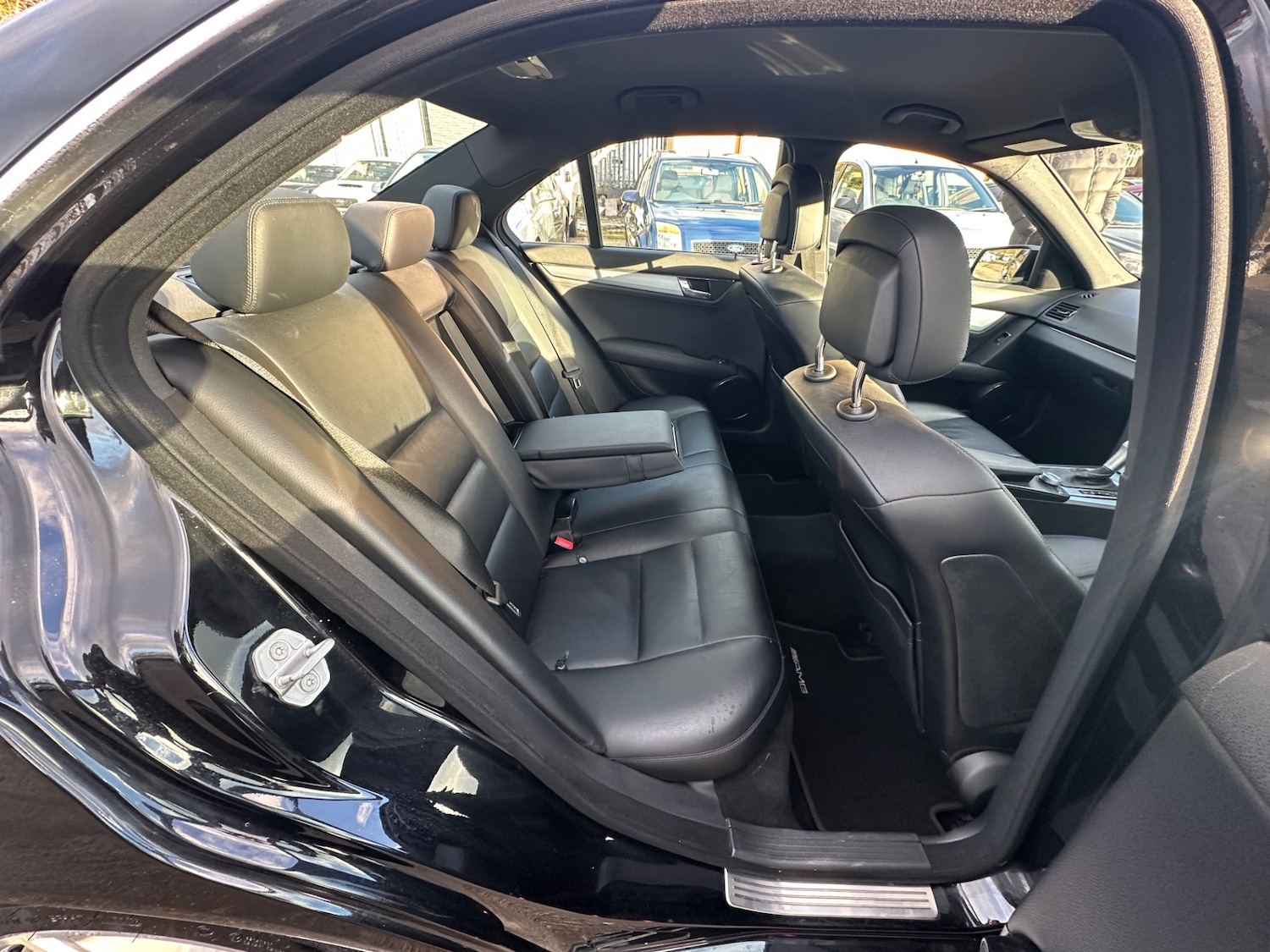 Used Mercedes-Benz C Class 2010 for sale - 77263941: Photo 25