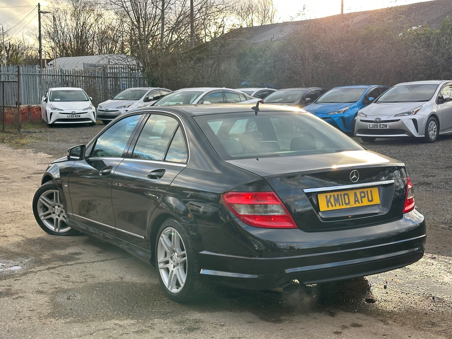 Used Mercedes-Benz C Class 2010 for sale - 77263941: Photo 3