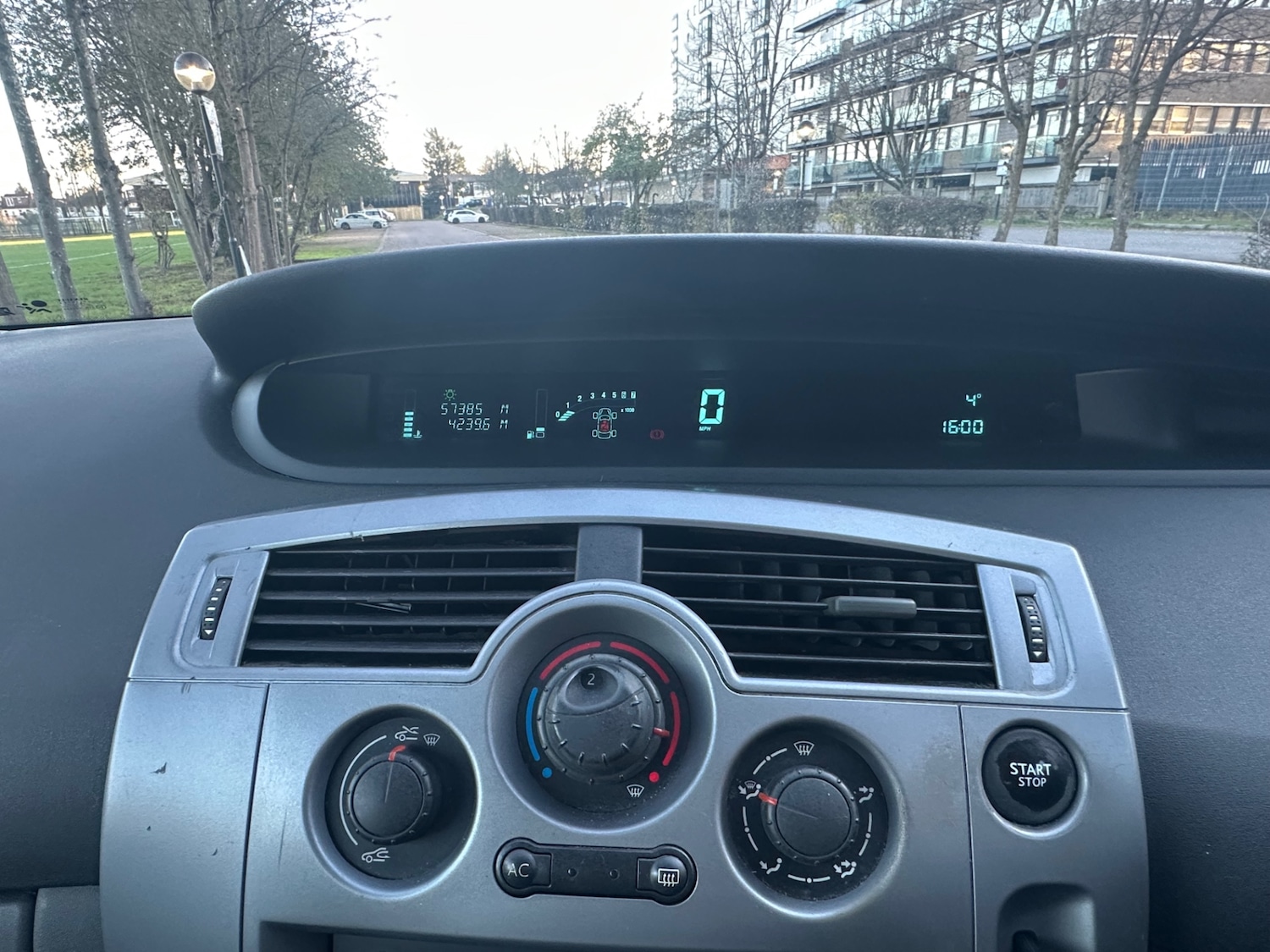 Used Renault Scenic 2007 for sale - 77012925: Photo 33