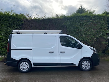 Used Vauxhall Vivaro 2018 for sale - 77412961: Photo