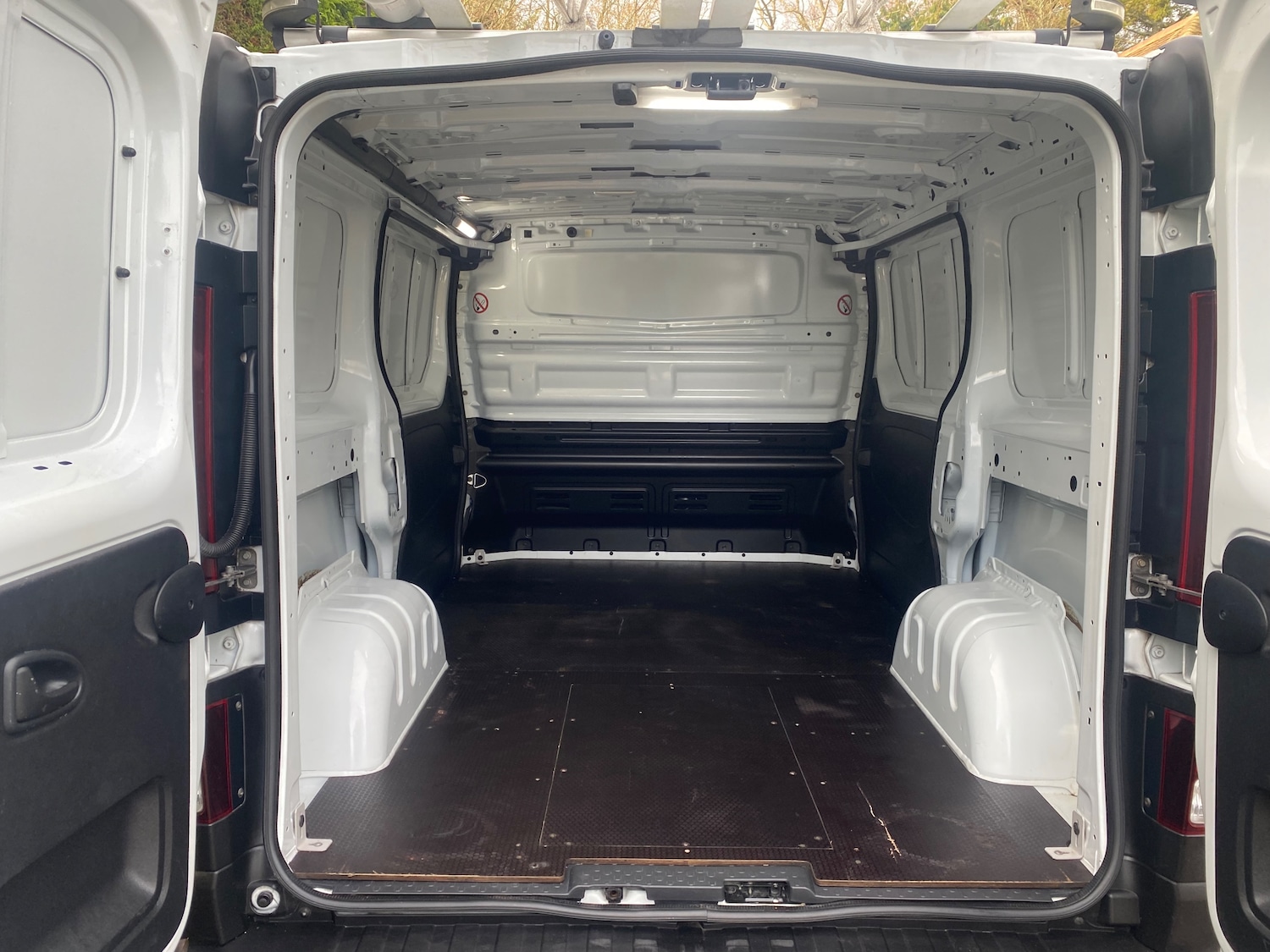 Used Vauxhall Vivaro 2018 for sale - 77412966: Photo 10