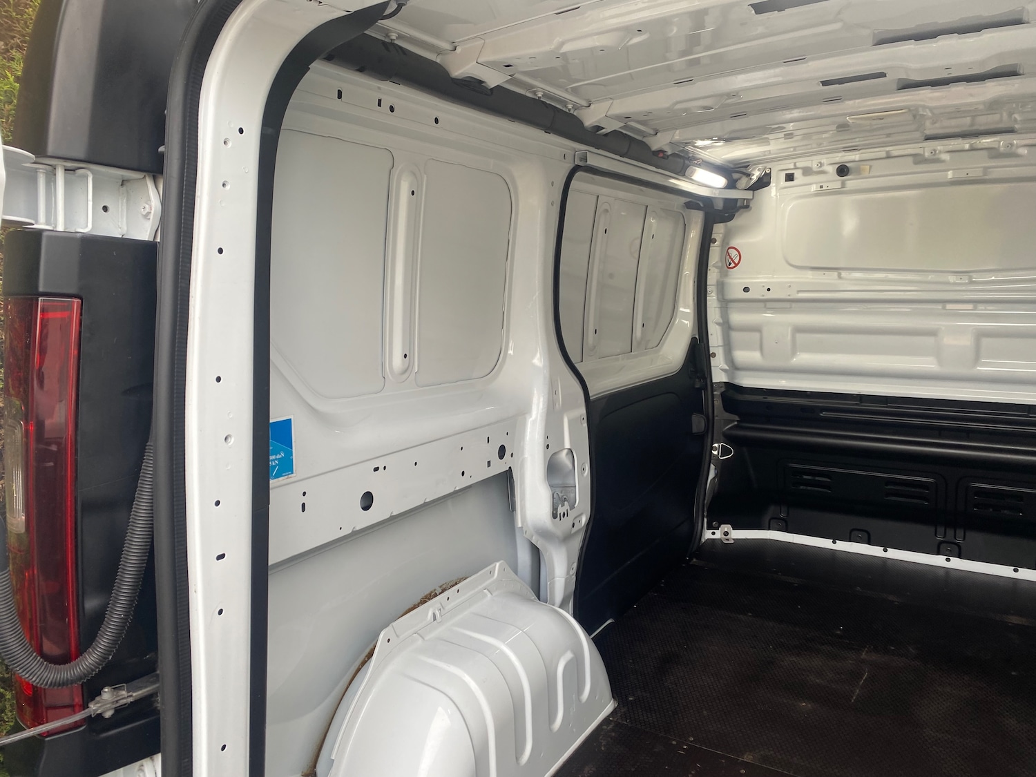 Used Vauxhall Vivaro 2018 for sale - 77412966: Photo 13