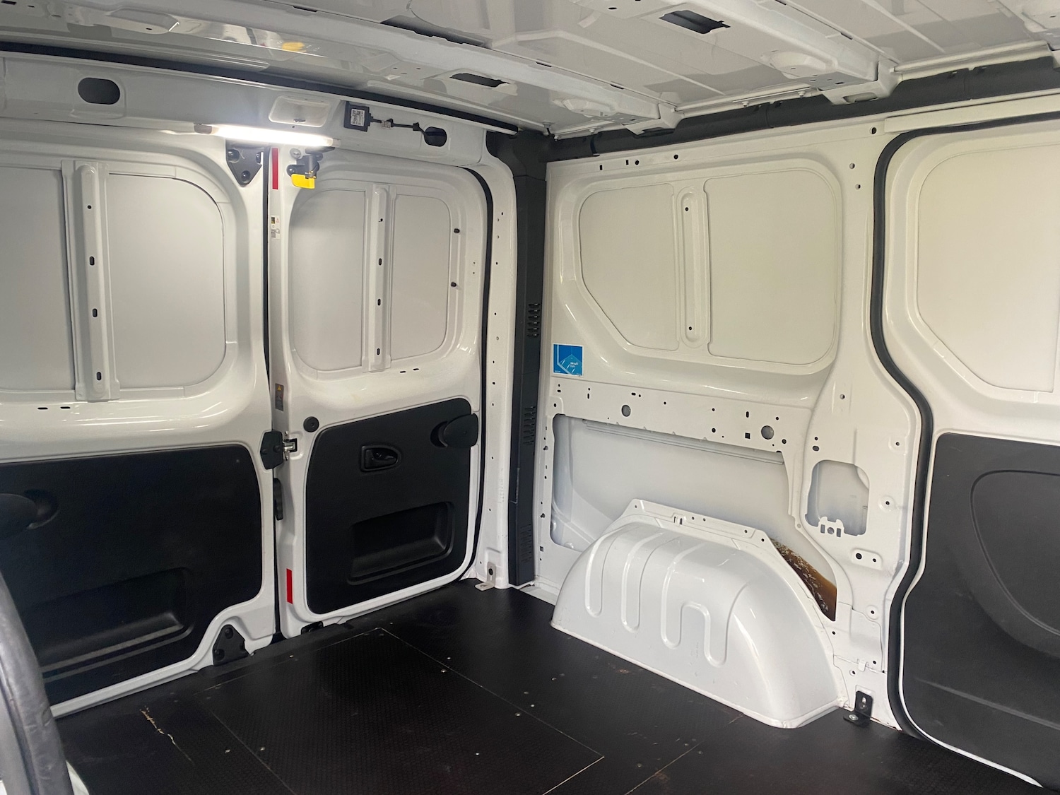 Used Vauxhall Vivaro 2018 for sale - 77412966: Photo 16