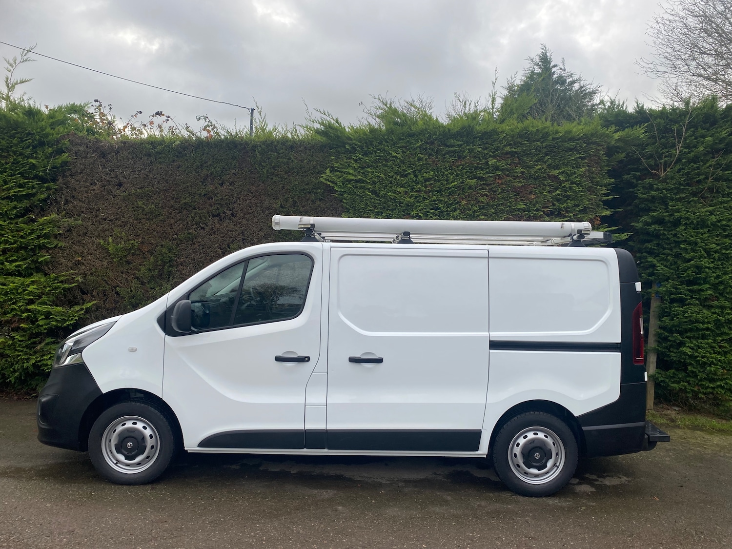 Used Vauxhall Vivaro 2018 for sale - 77412966: Photo 5