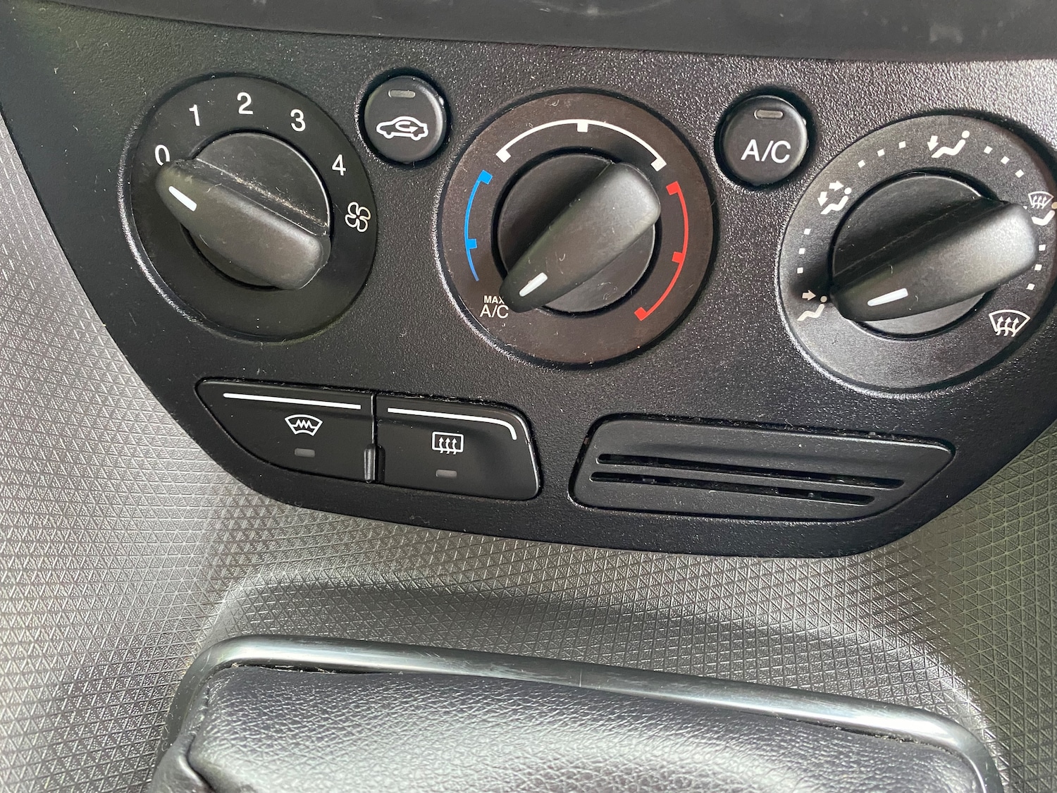 Used Ford Transit Connect 2017 for sale - 77650456: Photo 18