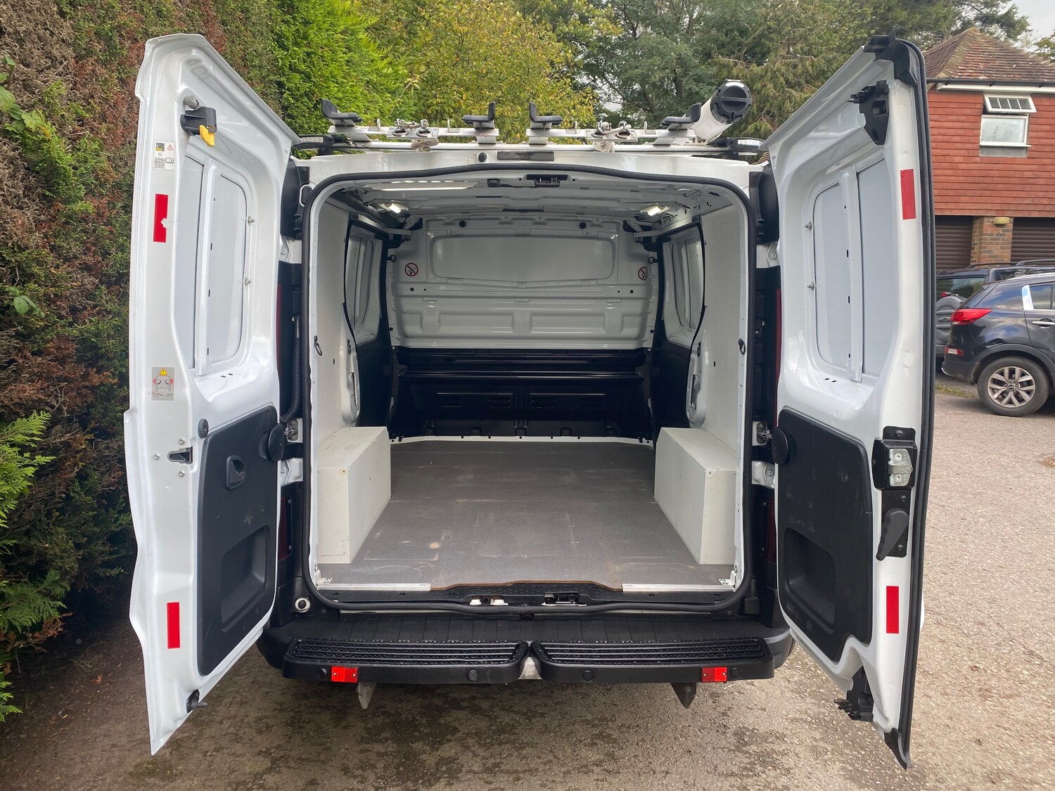 Used Vauxhall Vivaro 2016 for sale - 77412963: Photo 10