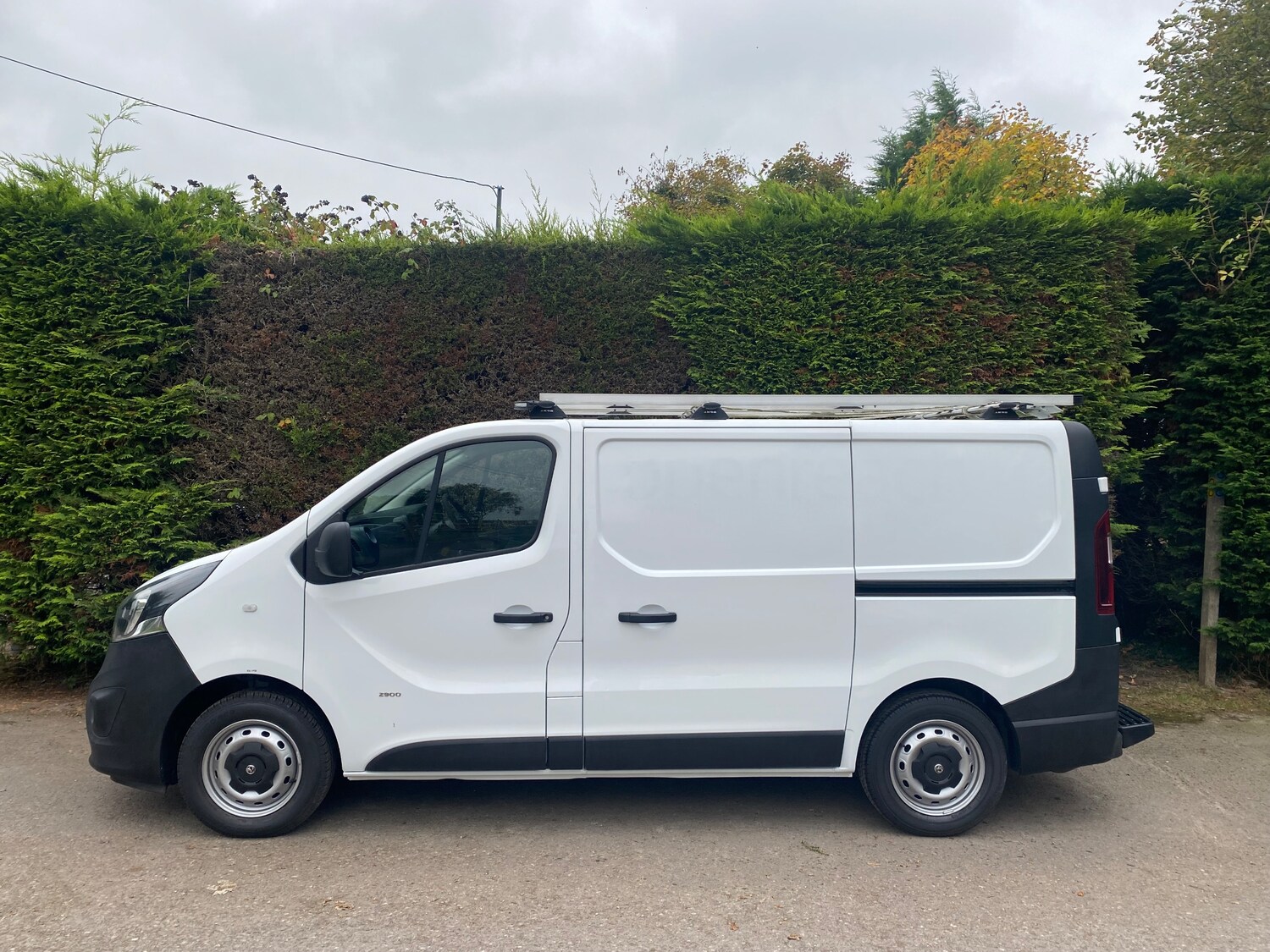 Used Vauxhall Vivaro 2016 for sale - 77412963: Photo 5