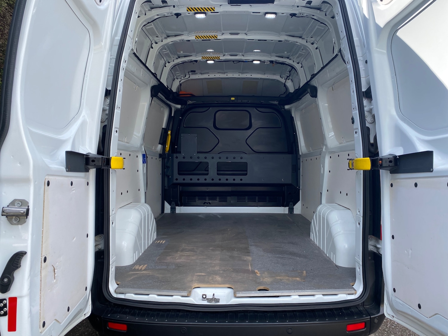 Used Ford Transit Custom 2020 for sale - 78022369: Photo 11