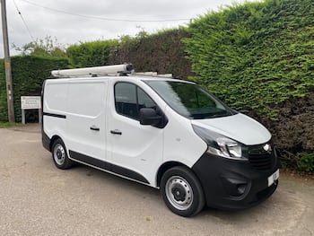 Vauxhall Vivaro feature image
