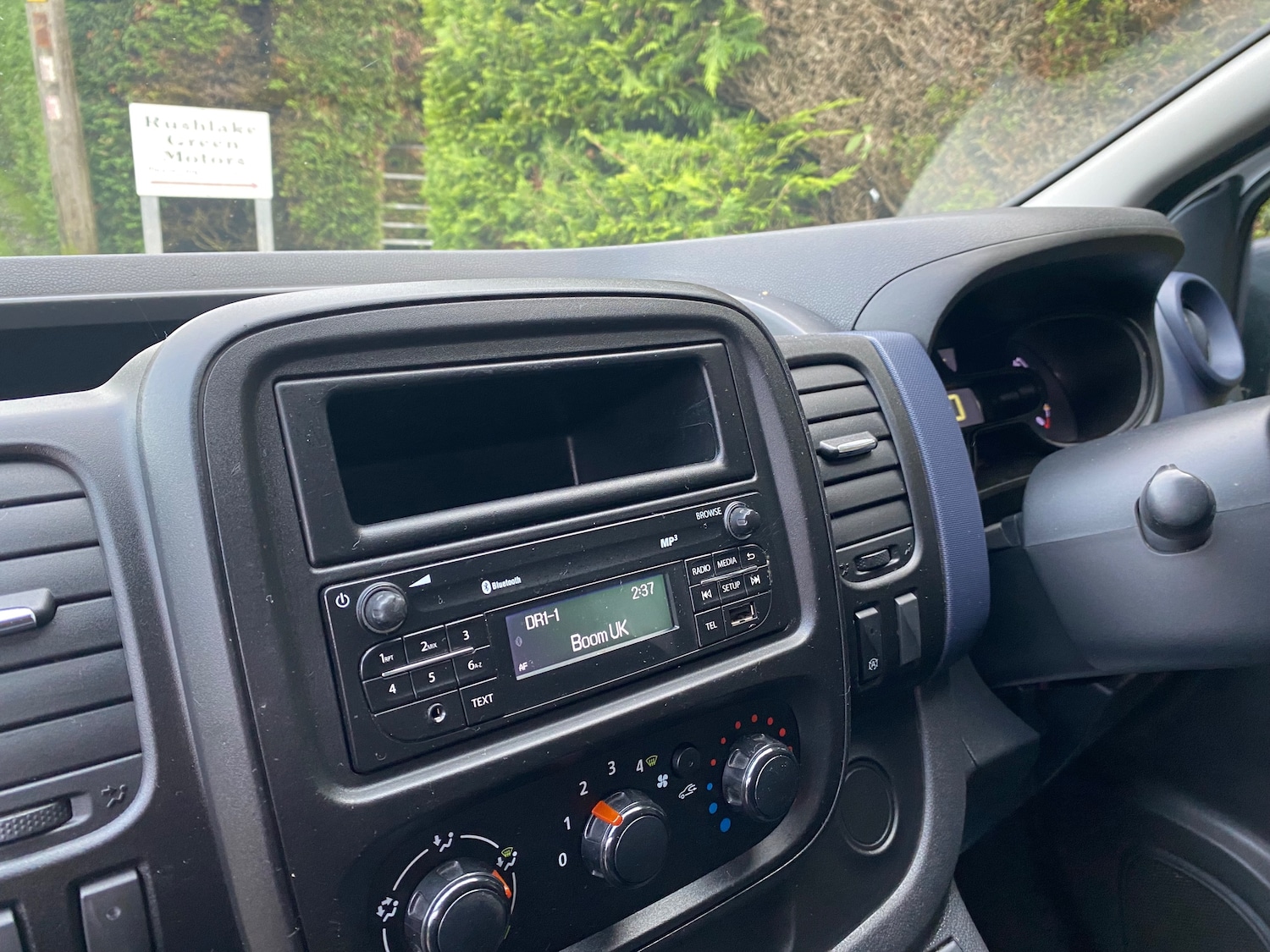 Used Vauxhall Vivaro 2016 for sale - 77450900: Photo 10