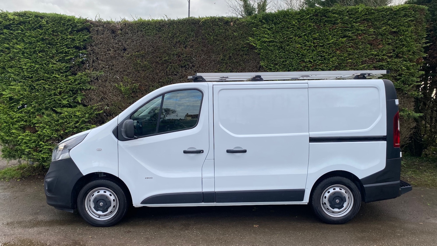 Used Vauxhall Vivaro 2016 for sale - 77450900: Photo 5