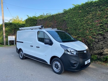Used Vauxhall Vivaro 2017 for sale - 75270613: Photo