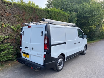 Used Vauxhall Vivaro 2017 for sale - 75270613: Photo
