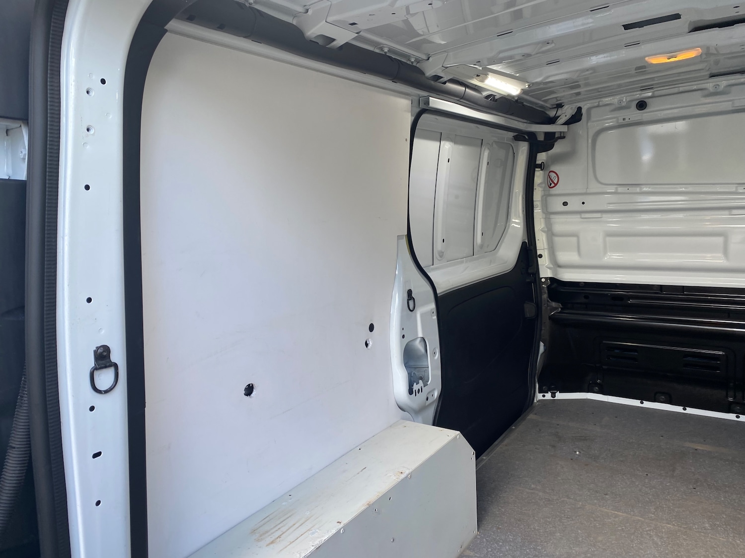 Used Vauxhall Vivaro 2017 for sale - 77412959: Photo 15