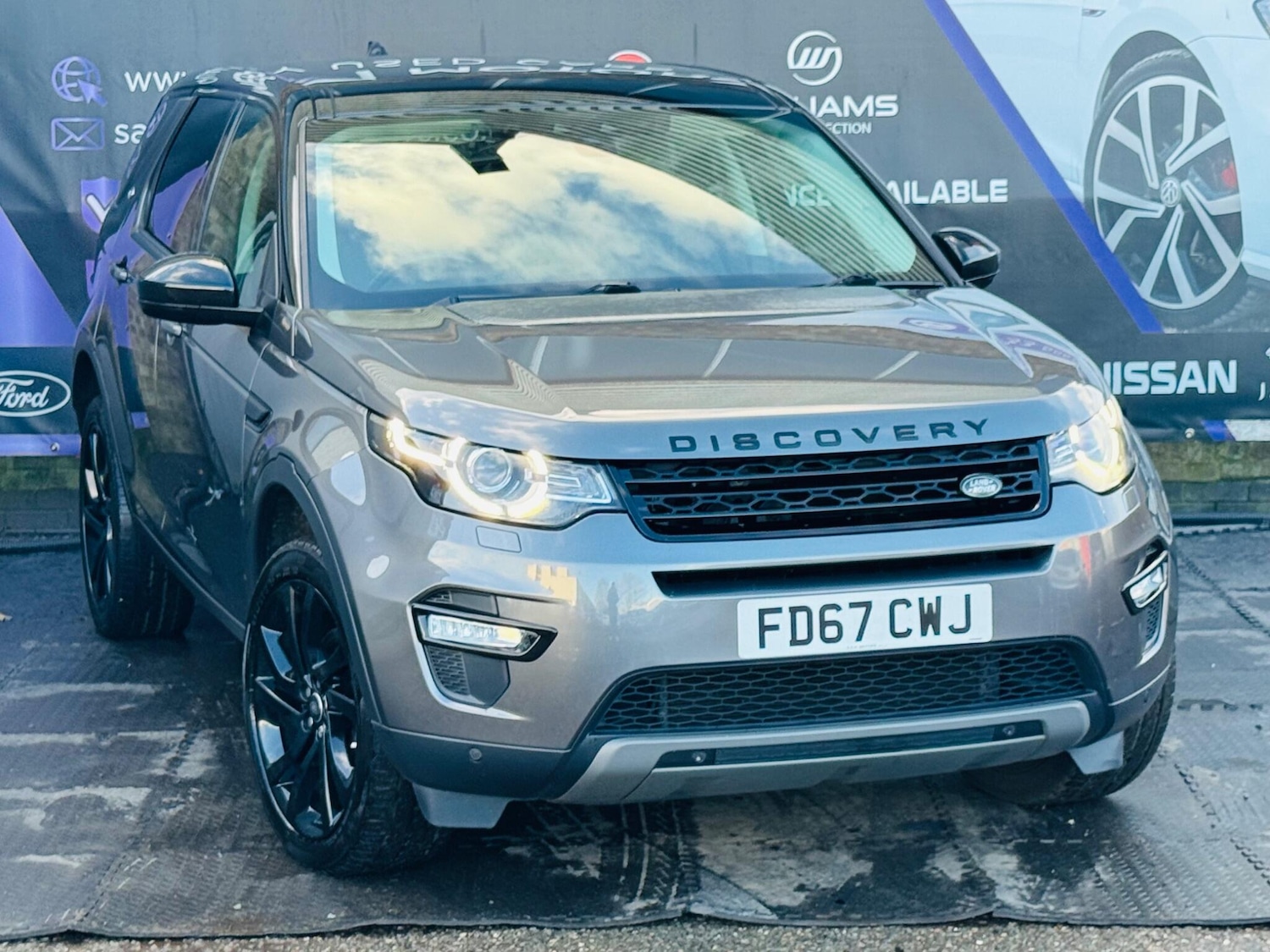 Used Land Rover Discovery Sport 2017 for sale - 77411505: Photo 3