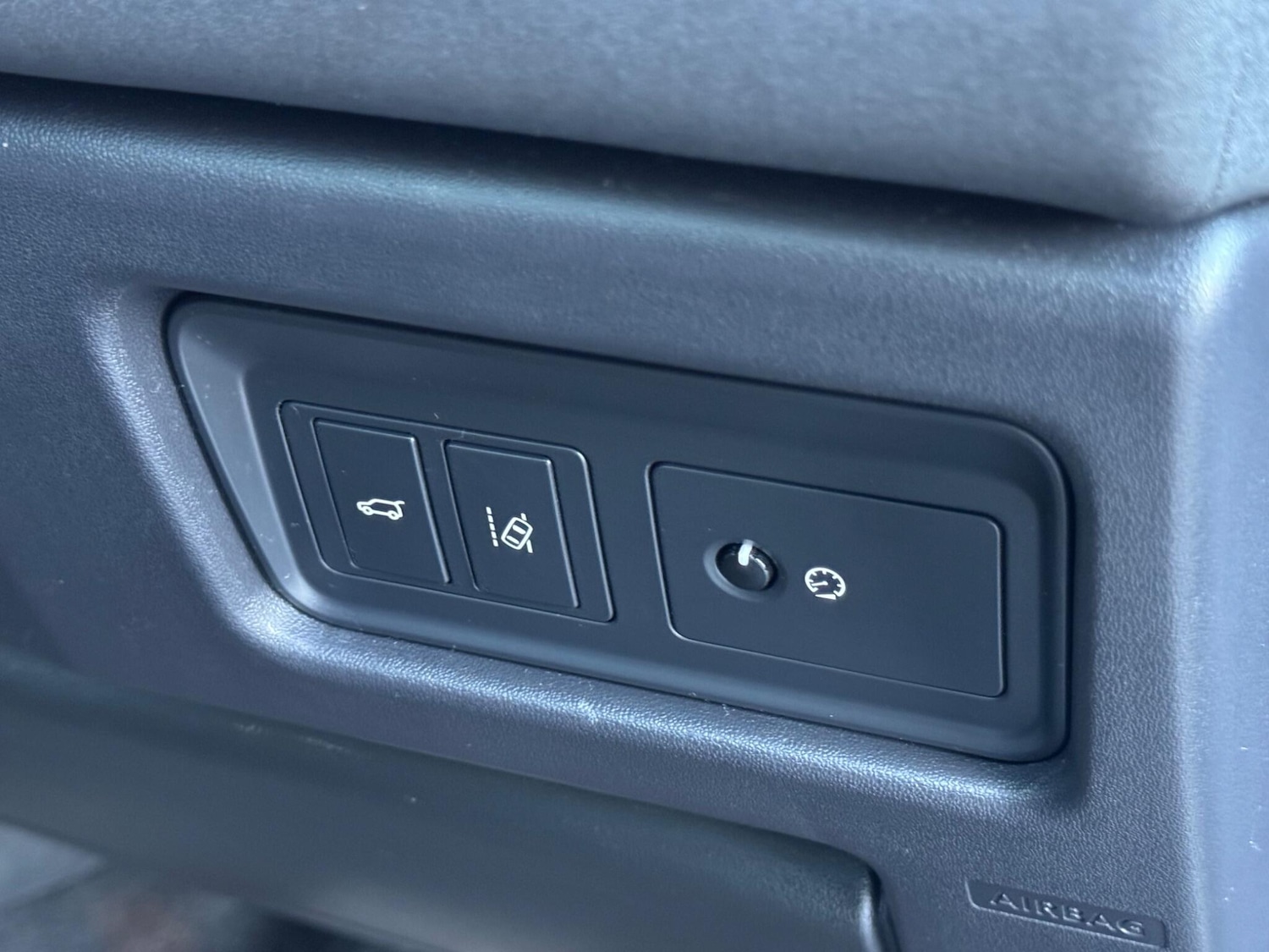 Used Land Rover Discovery Sport 2017 for sale - 77411505: Photo 30