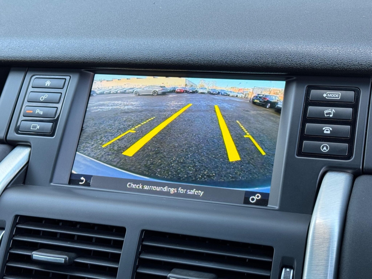 Used Land Rover Discovery Sport 2017 for sale - 77411505: Photo 39