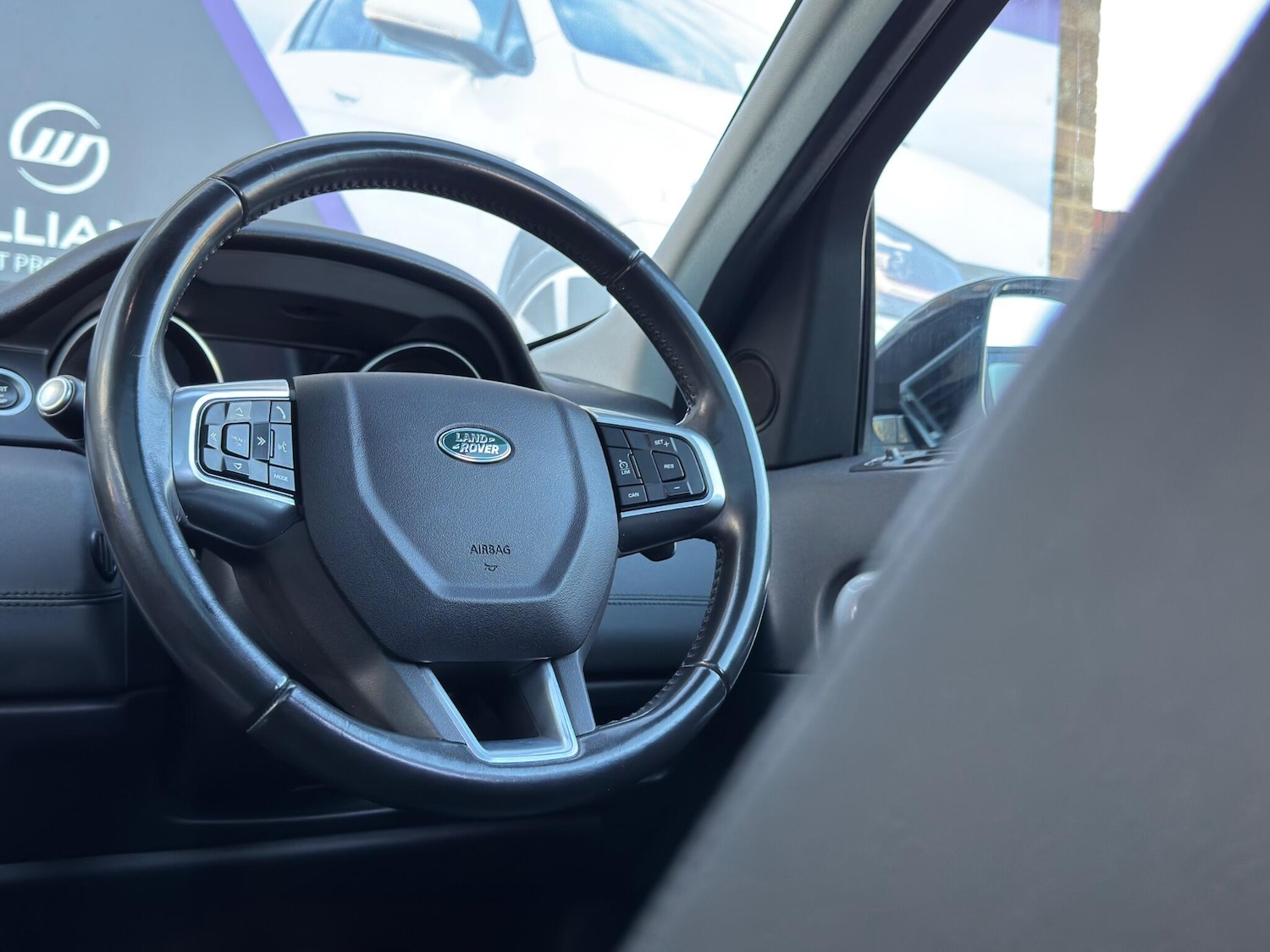 Used Land Rover Discovery Sport 2017 for sale - 77411505: Photo 56