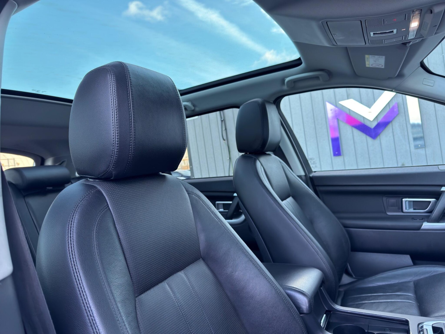 Used Land Rover Discovery Sport 2017 for sale - 77411505: Photo 9