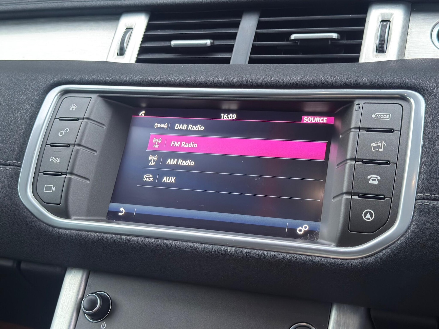 Used Land Rover Range Rover Evoque 2017 for sale - 77109222: Photo 41